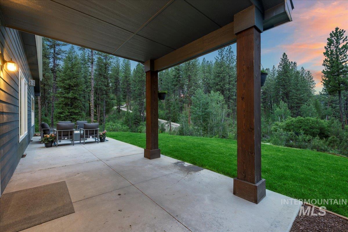 11 Cresent Cir, Idaho City, Idaho 83631, 4 Bedrooms, 3 Bathrooms, Residential For Sale, Price $900,000,MLS 98979175