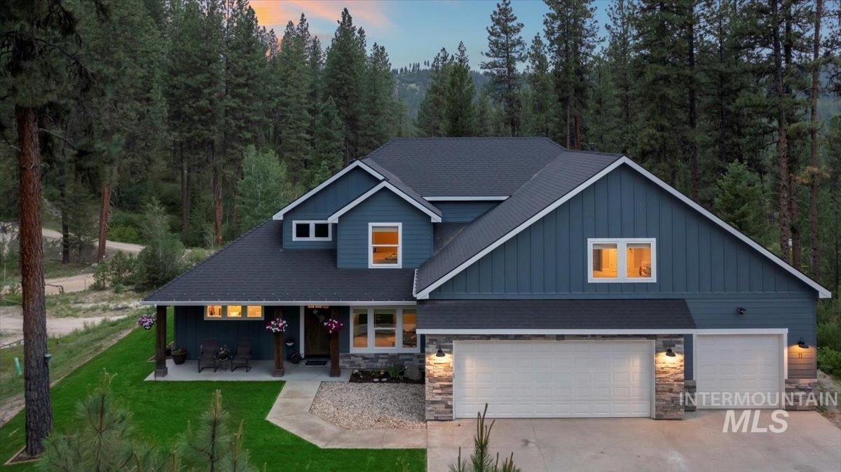 11 Cresent Cir, Idaho City, Idaho 83631, 4 Bedrooms, 3 Bathrooms, Residential For Sale, Price $900,000,MLS 98979175