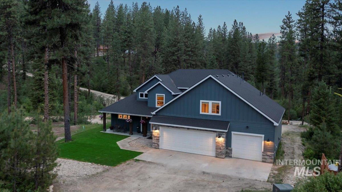 11 Cresent Cir, Idaho City, Idaho 83631, 4 Bedrooms, 3 Bathrooms, Residential For Sale, Price $900,000,MLS 98979175
