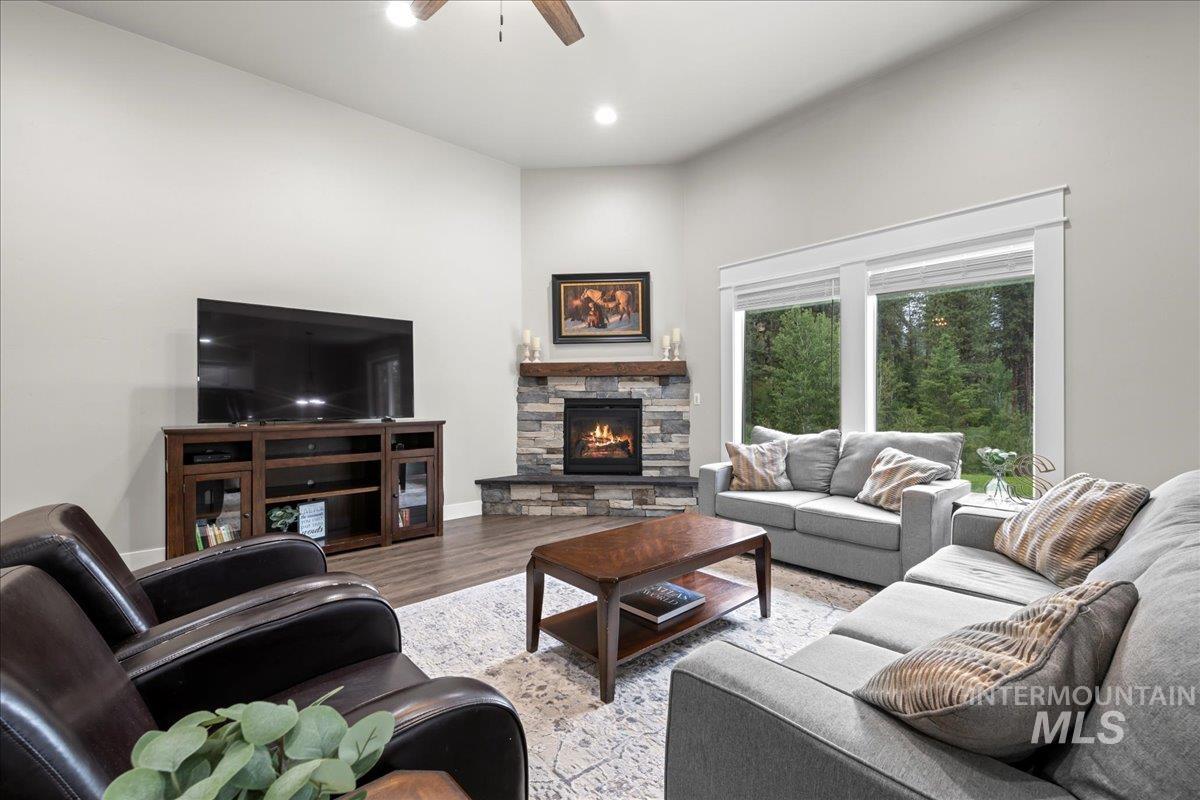 11 Cresent Cir, Idaho City, Idaho 83631, 4 Bedrooms, 3 Bathrooms, Residential For Sale, Price $900,000,MLS 98979175