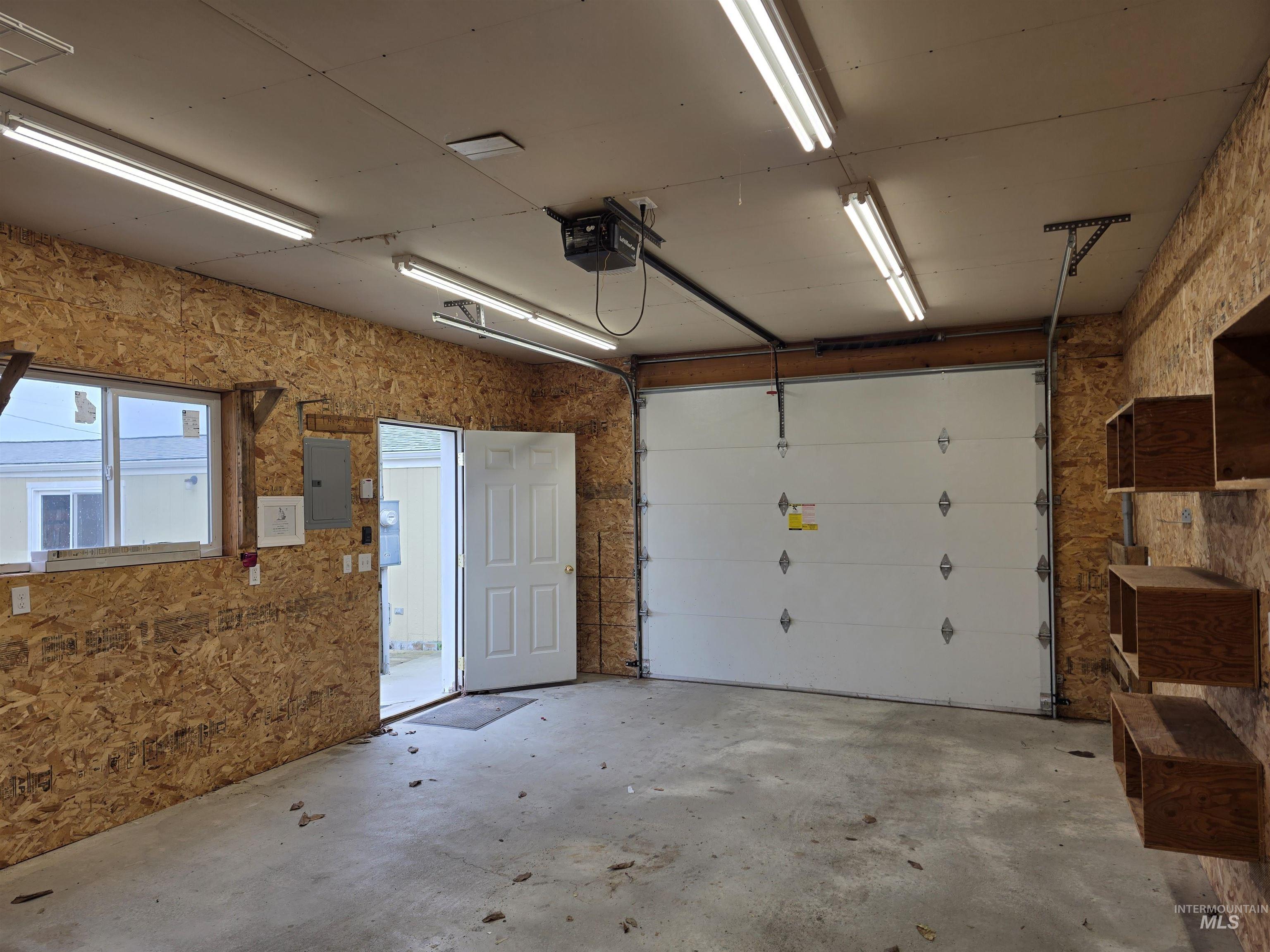 2240 Appleside Blvd, Clarkston, Washington 99403, 2 Bedrooms, 2 Bathrooms, Residential For Sale, Price $189,000,MLS 98979177