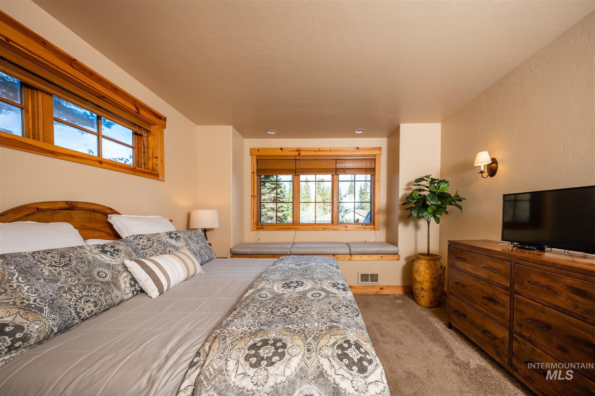 1339 Hearthstone Court, McCall, Idaho 83638, 3 Bedrooms, 3 Bathrooms, Residential For Sale, Price $62,900,MLS 98979178