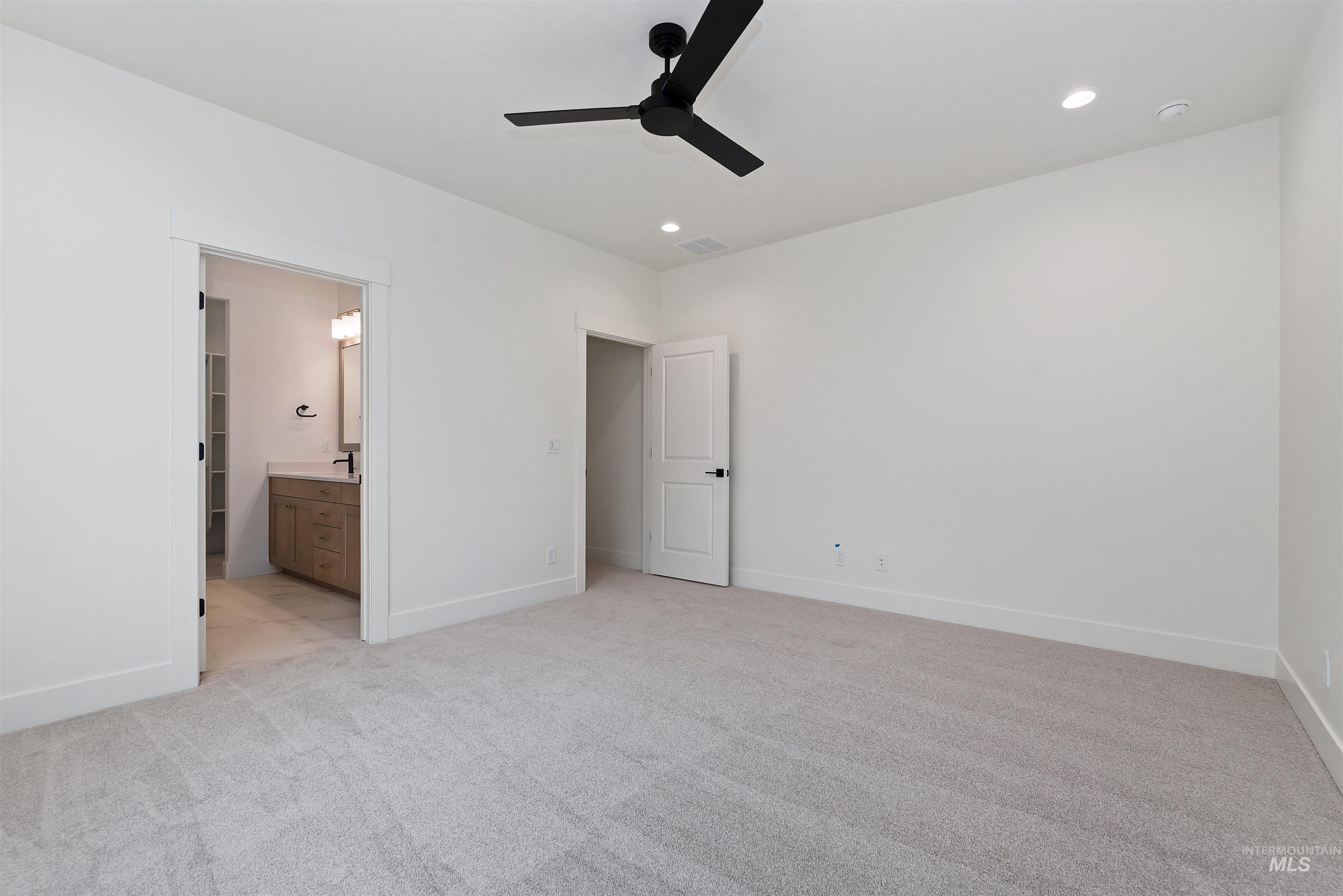 4215 Tropic Way, Caldwell, Idaho 83607, 4 Bedrooms, 2.5 Bathrooms, Residential For Sale, Price $499,880,MLS 98979180