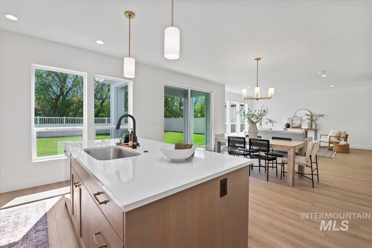 4215 Tropic Way, Caldwell, Idaho 83607, 4 Bedrooms, 2.5 Bathrooms, Residential For Sale, Price $499,880, 98979180