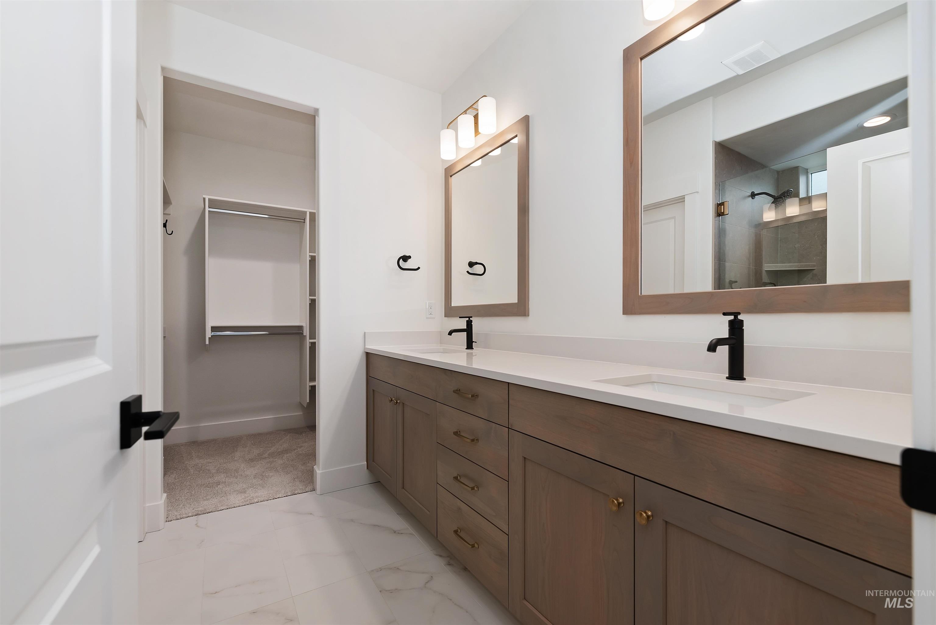 4215 Tropic Way, Caldwell, Idaho 83607, 4 Bedrooms, 2.5 Bathrooms, Residential For Sale, Price $499,880,MLS 98979180