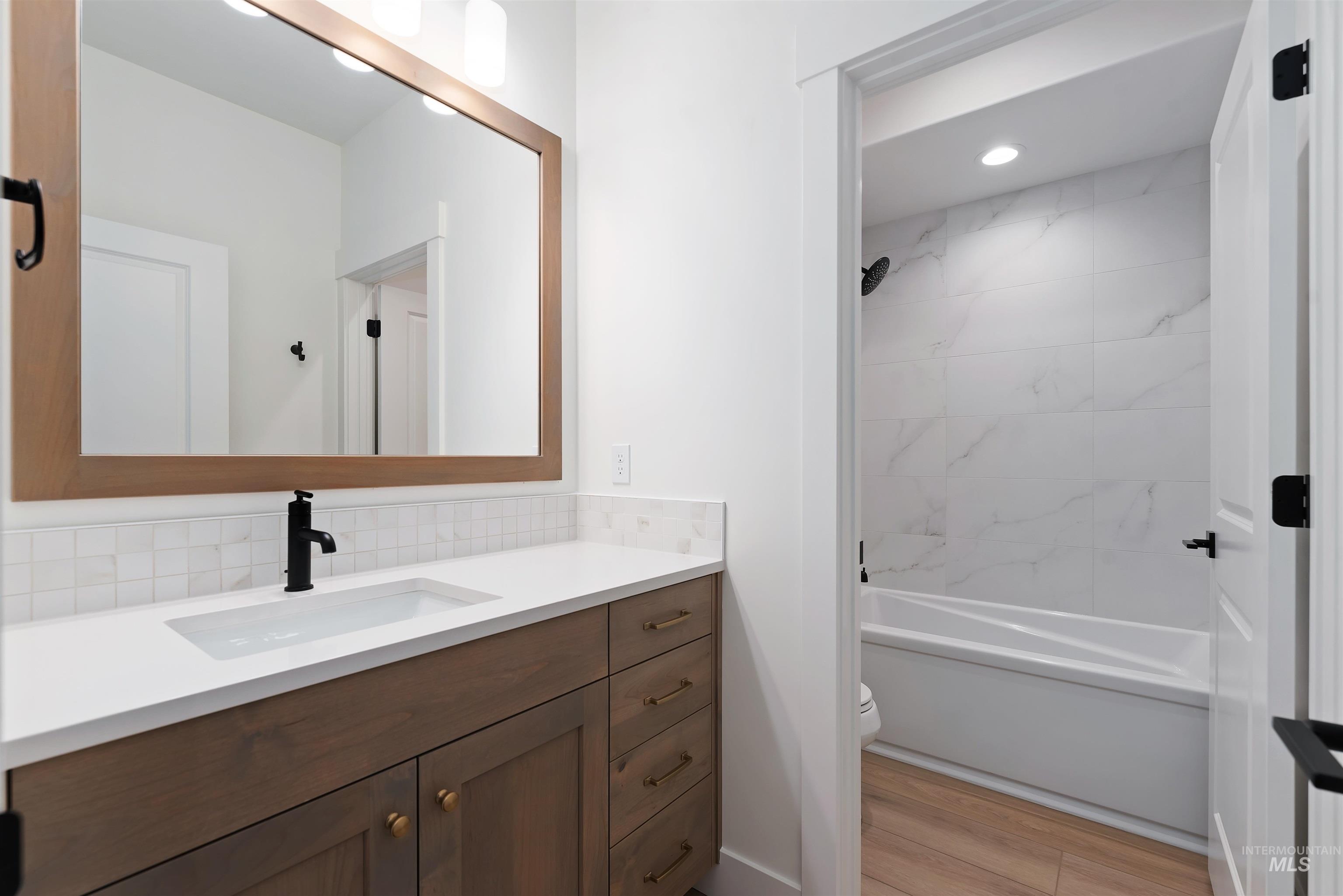 4215 Tropic Way, Caldwell, Idaho 83607, 4 Bedrooms, 2.5 Bathrooms, Residential For Sale, Price $499,880,MLS 98979180