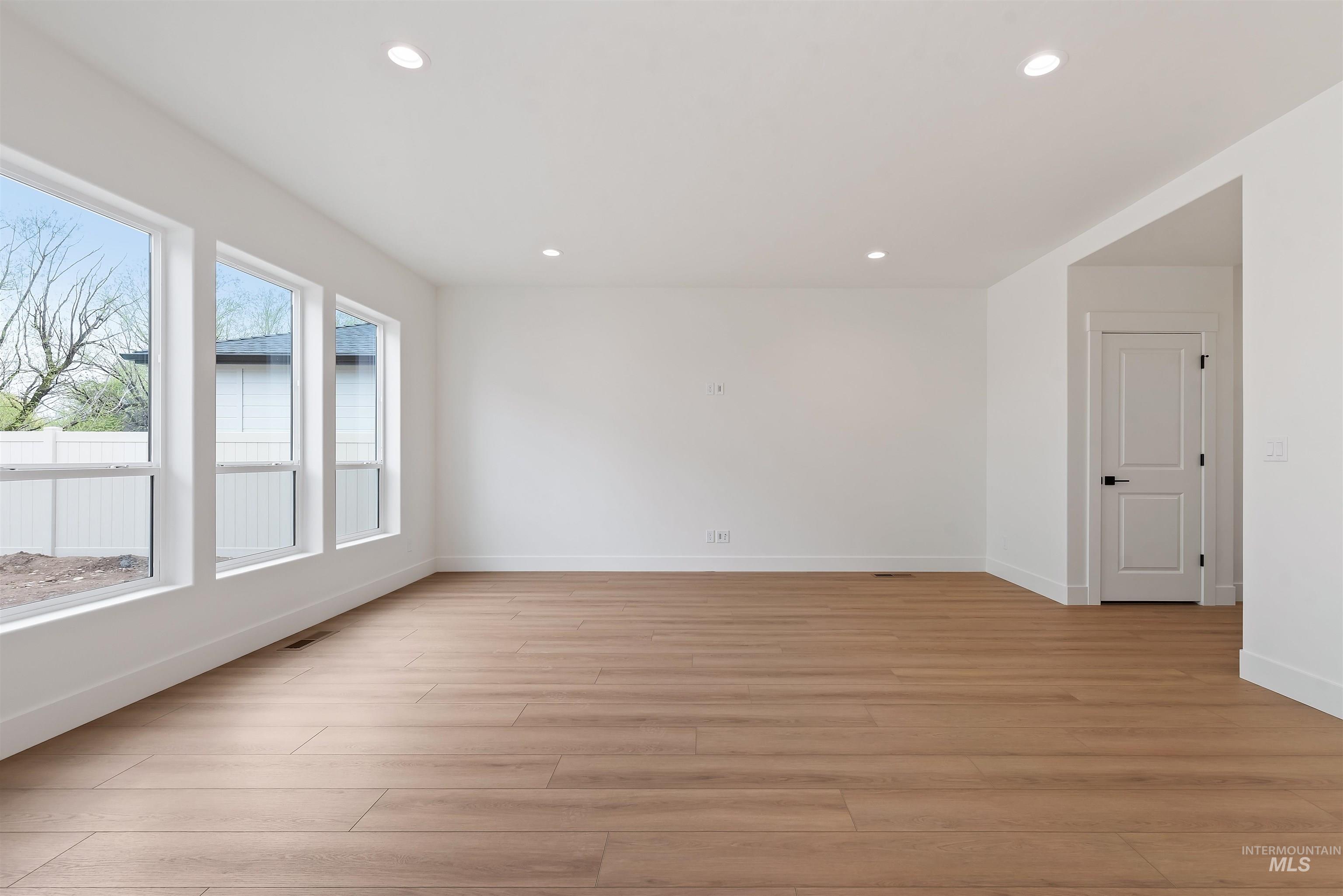 4215 Tropic Way, Caldwell, Idaho 83607, 4 Bedrooms, 2.5 Bathrooms, Residential For Sale, Price $499,880,MLS 98979180