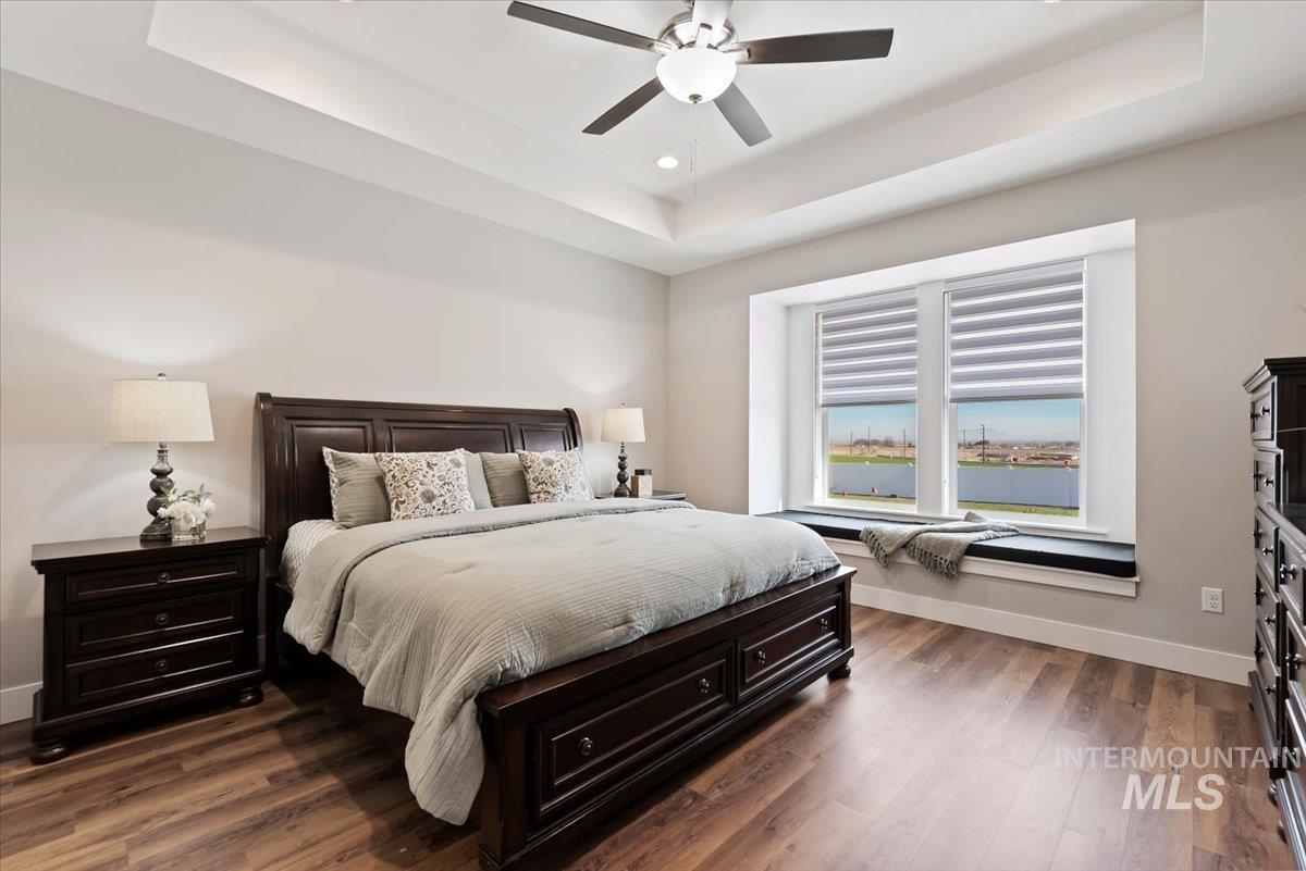 16834 Long Meadow Dr, Caldwell, Idaho 83607, 4 Bedrooms, 3.5 Bathrooms, Residential For Sale, Price $1,179,000,MLS 98979181