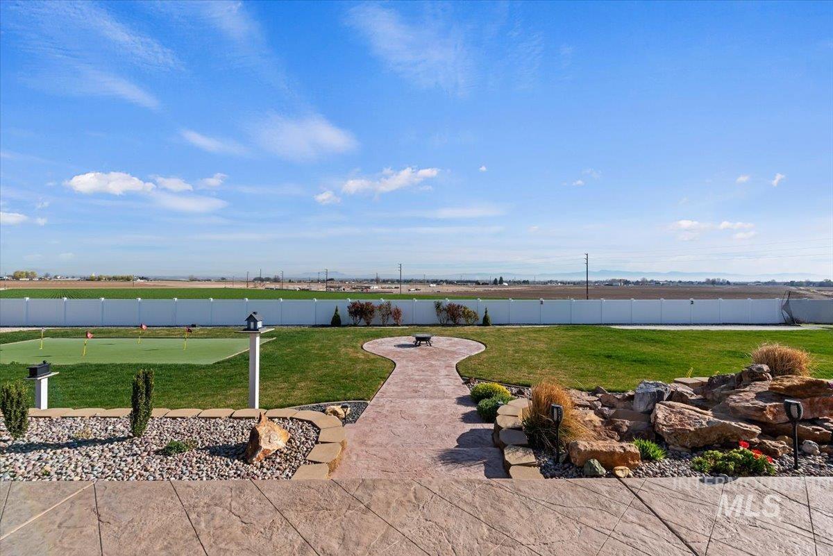 16834 Long Meadow Dr, Caldwell, Idaho 83607, 4 Bedrooms, 3.5 Bathrooms, Residential For Sale, Price $1,179,000,MLS 98979181