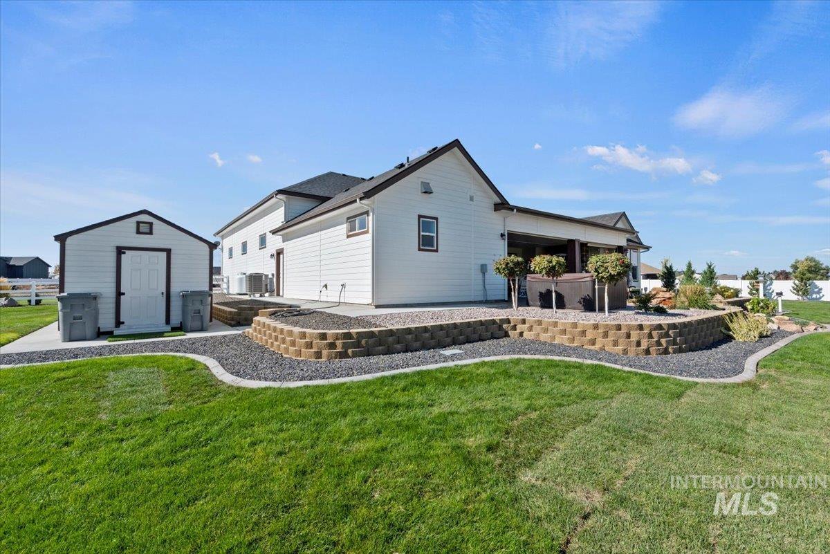 16834 Long Meadow Dr, Caldwell, Idaho 83607, 4 Bedrooms, 3.5 Bathrooms, Residential For Sale, Price $1,179,000,MLS 98979181