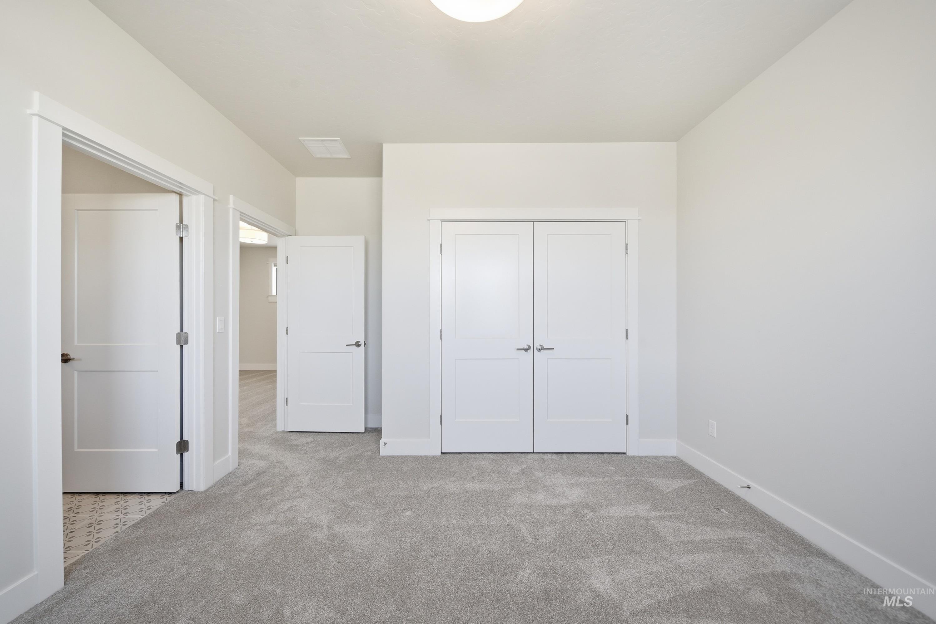 2943 N Sun City Ave, Star, Idaho 83669, 5 Bedrooms, 22.5 Bathrooms, Residential For Sale, Price $765,000,MLS 98979183