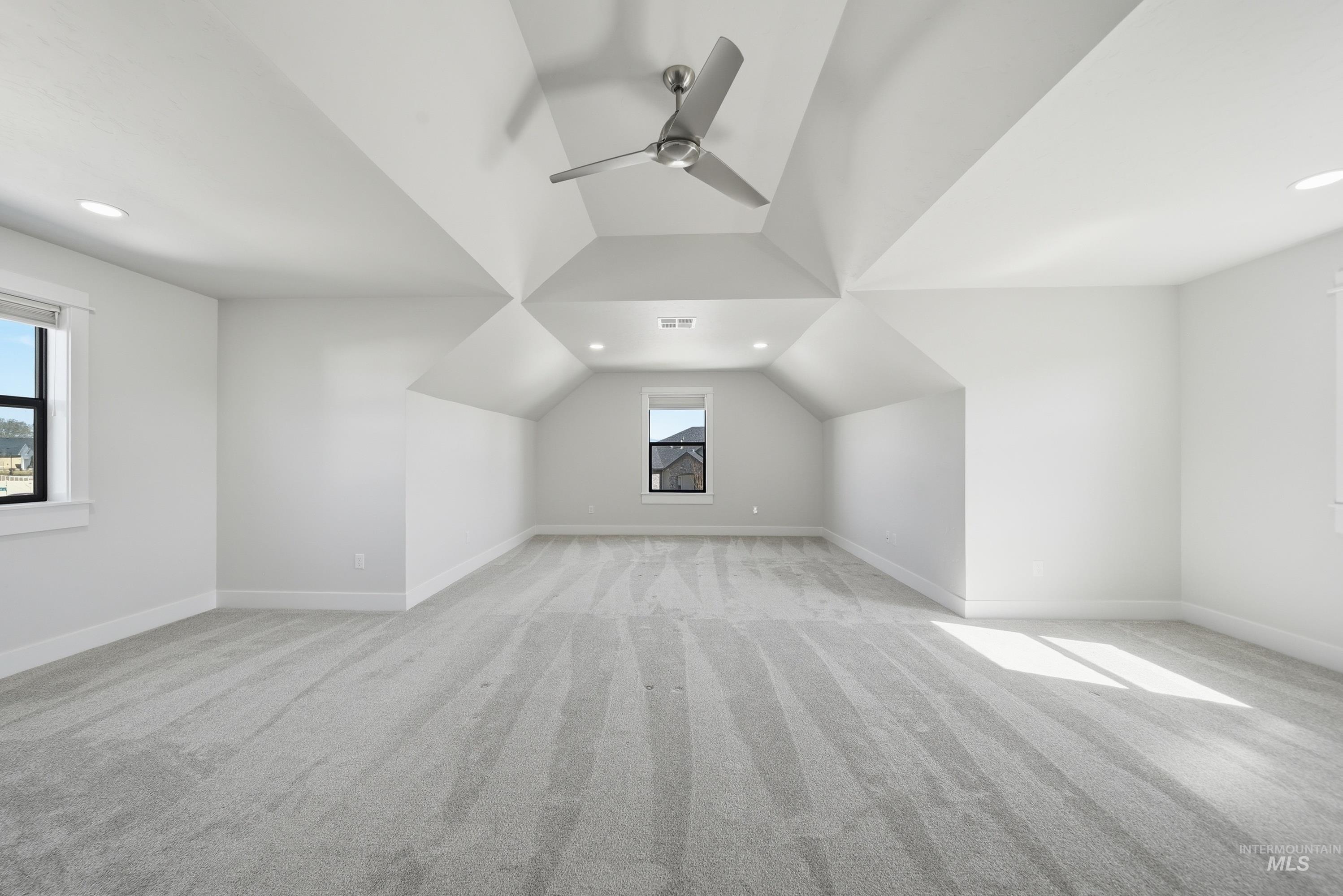 2943 N Sun City Ave, Star, Idaho 83669, 5 Bedrooms, 22.5 Bathrooms, Residential For Sale, Price $765,000,MLS 98979183