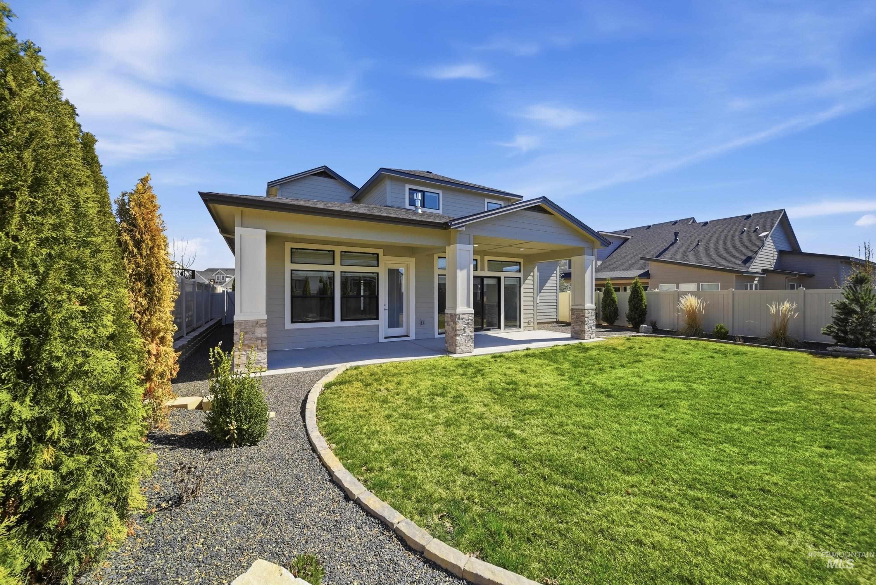 2943 N Sun City Ave, Star, Idaho 83669, 5 Bedrooms, 22.5 Bathrooms, Residential For Sale, Price $765,000,MLS 98979183