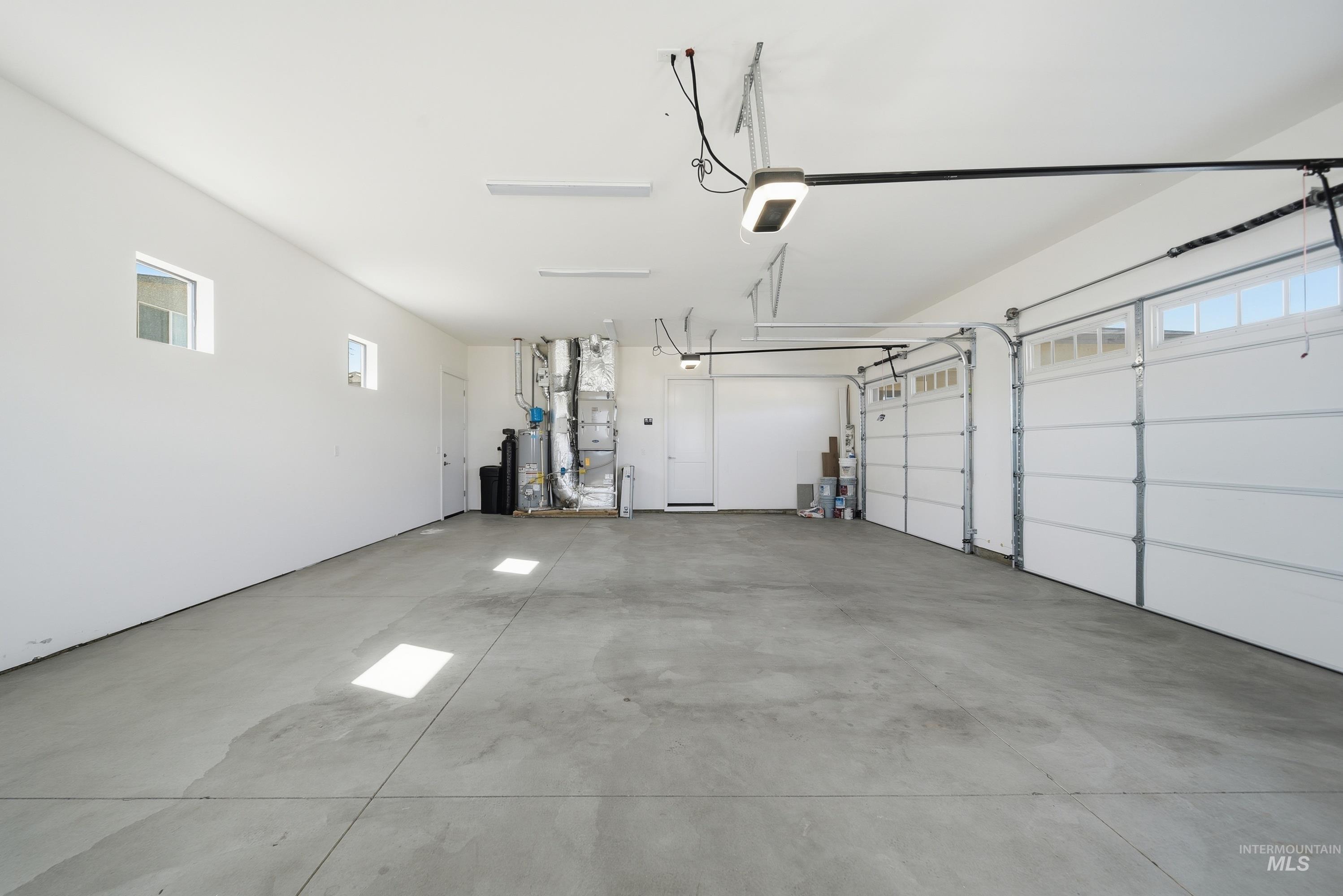 2943 N Sun City Ave, Star, Idaho 83669, 5 Bedrooms, 22.5 Bathrooms, Residential For Sale, Price $765,000,MLS 98979183