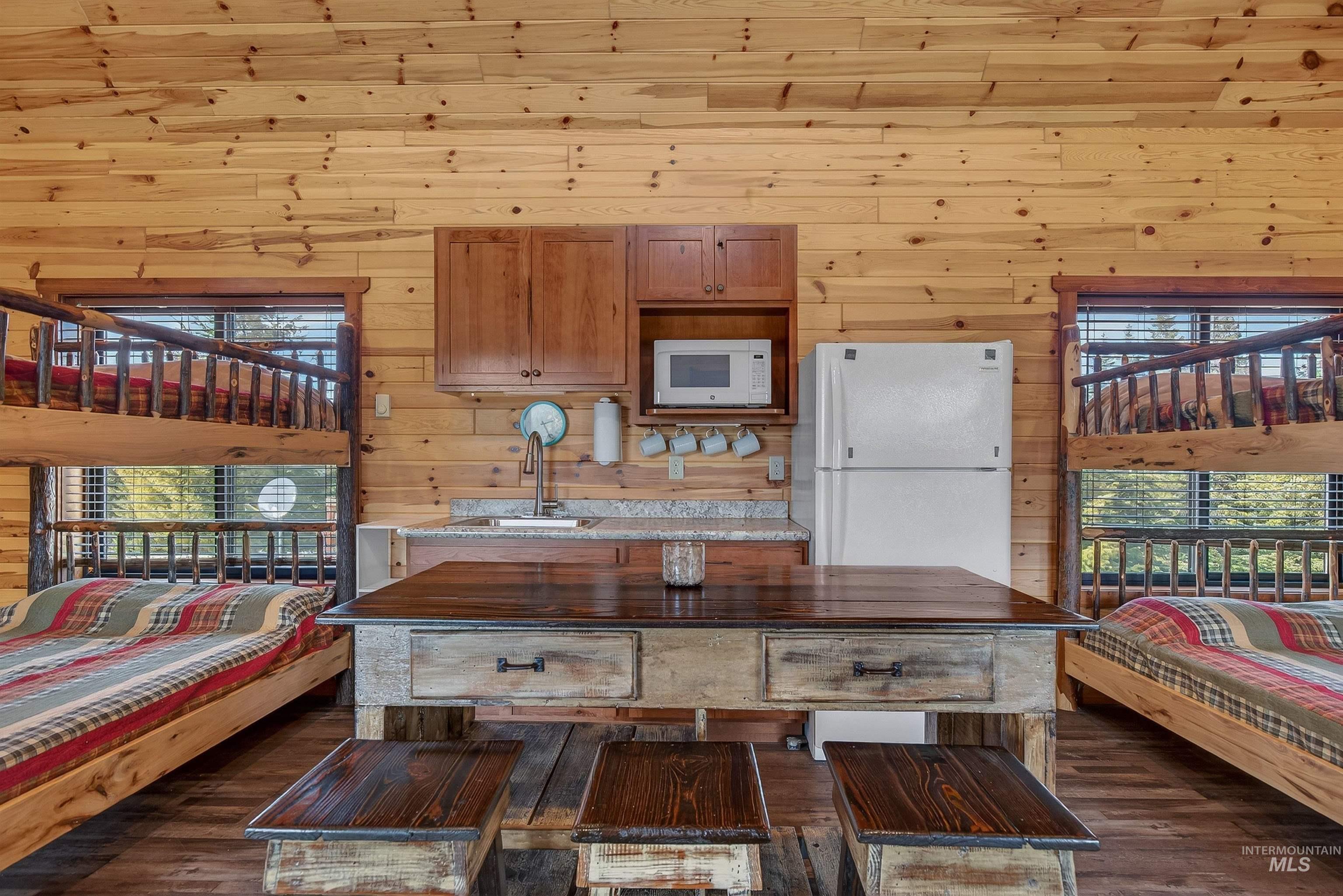 467 Santiam Road, Grangeville, Idaho 83530, 4 Bedrooms, 4 Bathrooms, Residential For Sale, Price $2,750,000,MLS 98979186