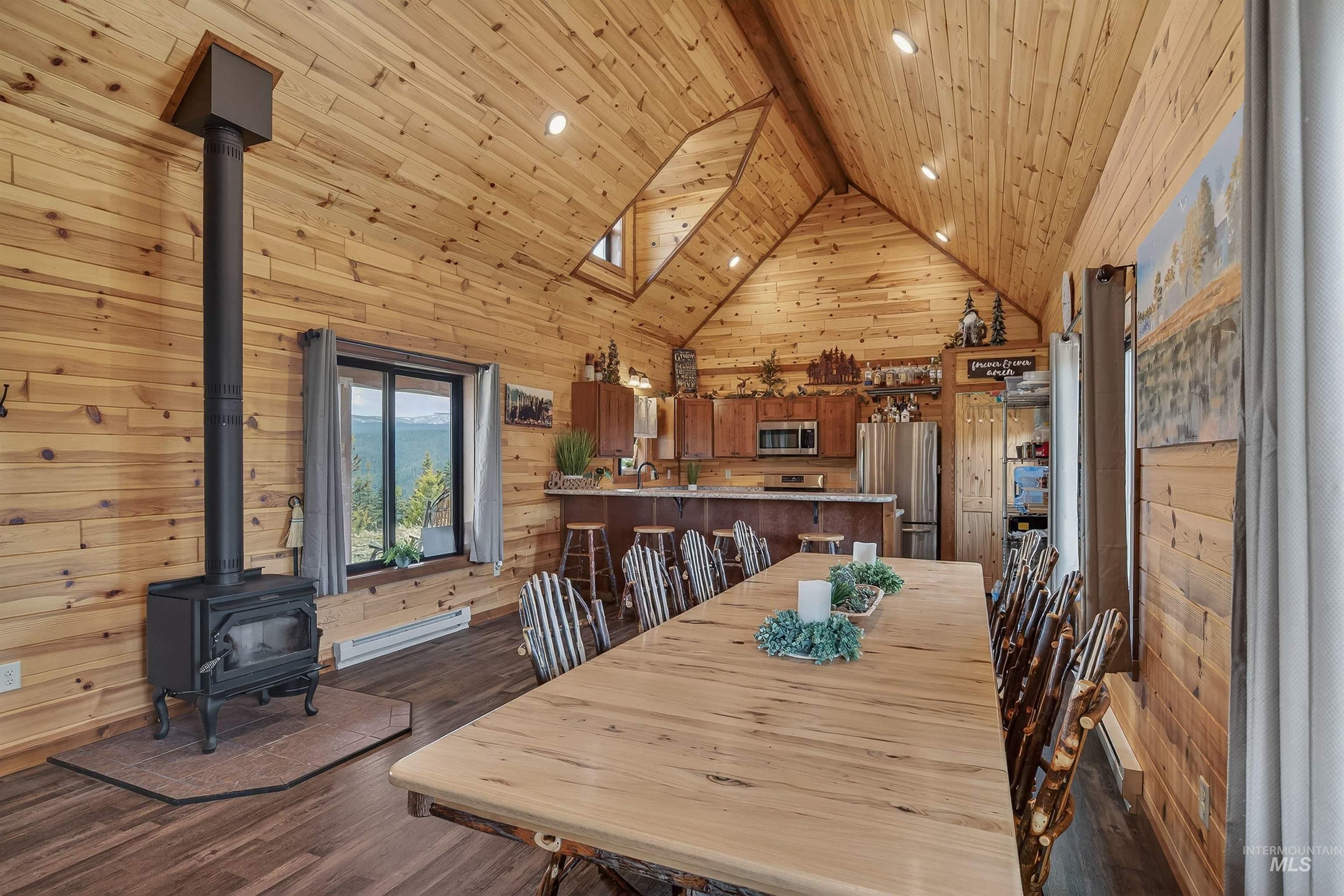 467 Santiam Road, Grangeville, Idaho 83530, 4 Bedrooms, 4 Bathrooms, Residential For Sale, Price $2,750,000,MLS 98979186