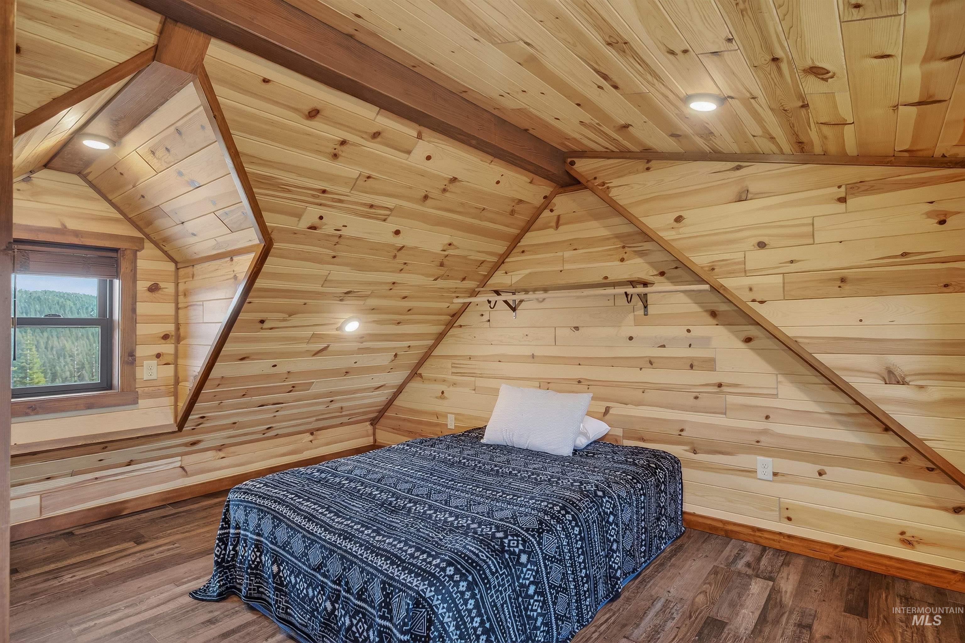 467 Santiam Road, Grangeville, Idaho 83530, 4 Bedrooms, 4 Bathrooms, Residential For Sale, Price $2,750,000,MLS 98979186