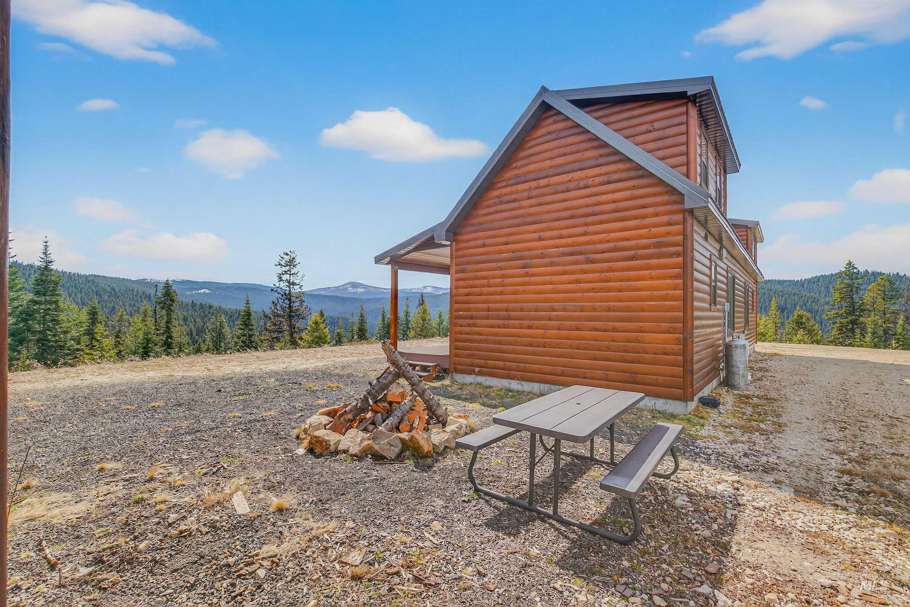 467 Santiam Road, Grangeville, Idaho 83530, 4 Bedrooms, 4 Bathrooms, Residential For Sale, Price $2,750,000,MLS 98979186