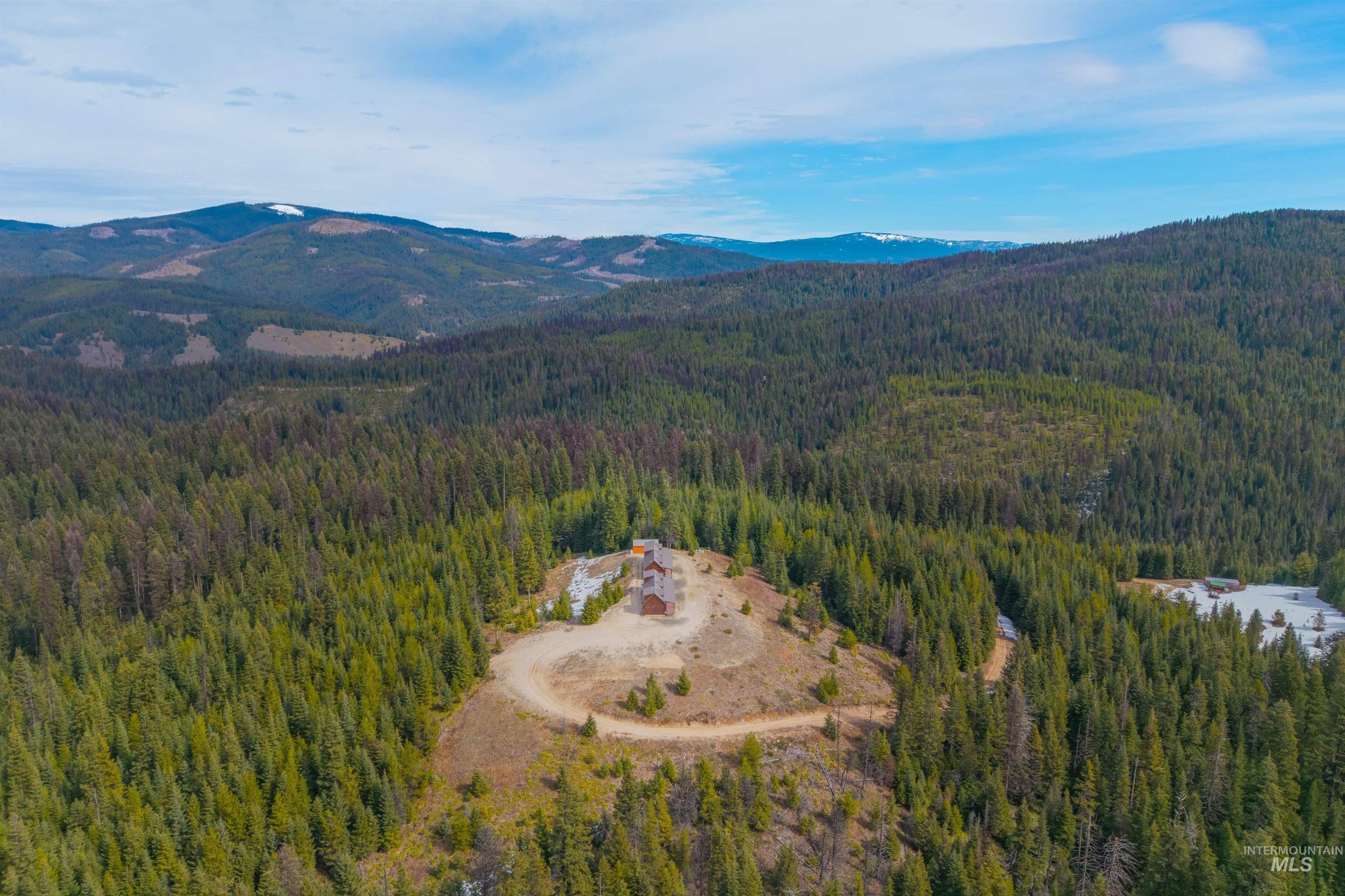 467 Santiam Road, Grangeville, Idaho 83530, 4 Bedrooms, 4 Bathrooms, Residential For Sale, Price $2,750,000,MLS 98979186