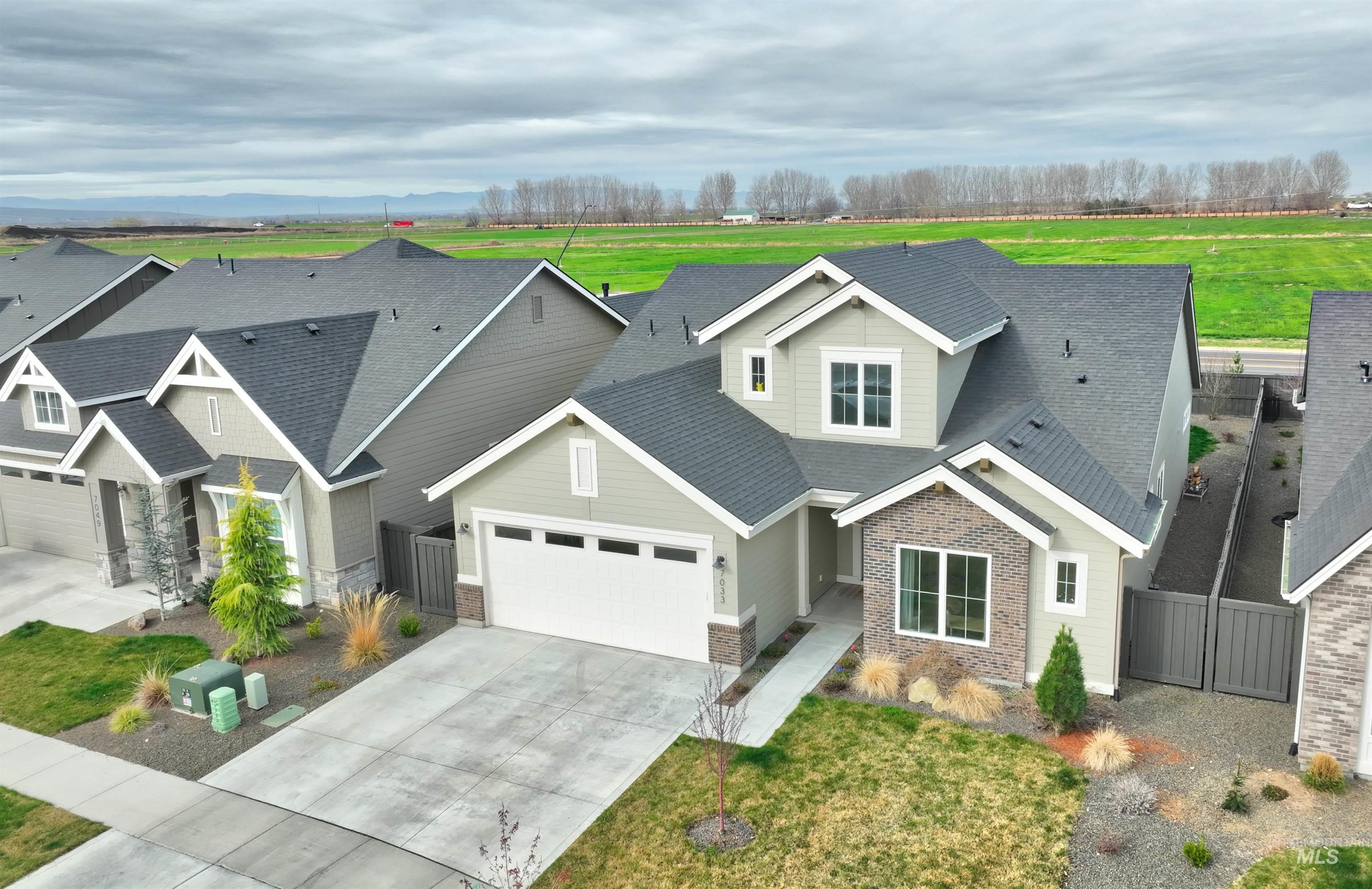 7033 S Zenith, Meridian, Idaho 83642, 4 Bedrooms, 3 Bathrooms, Residential For Sale, Price $685,000,MLS 98979187