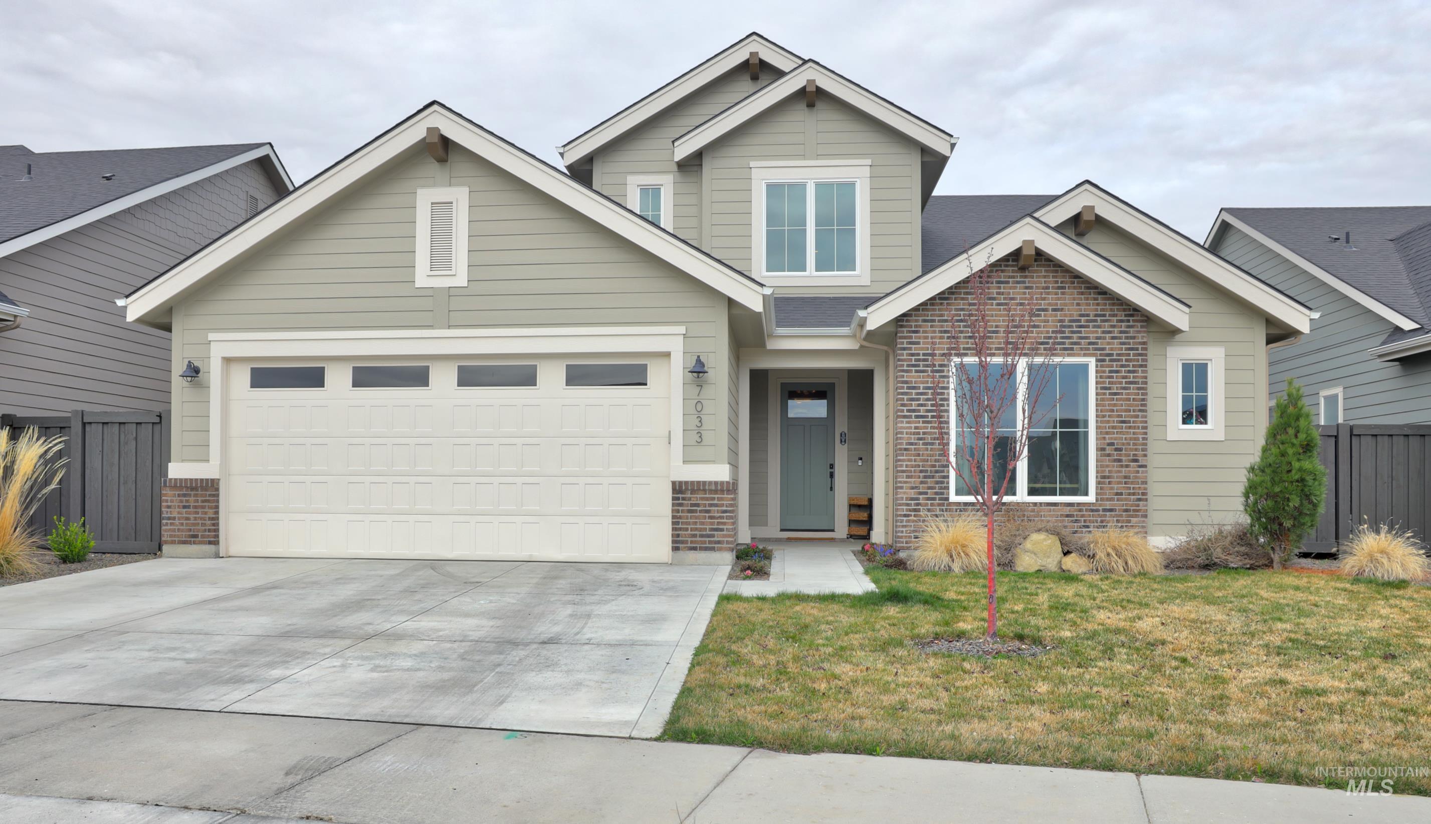 7033 S Zenith, Meridian, Idaho 83642, 4 Bedrooms, 3 Bathrooms, Residential For Sale, Price $685,000,MLS 98979187