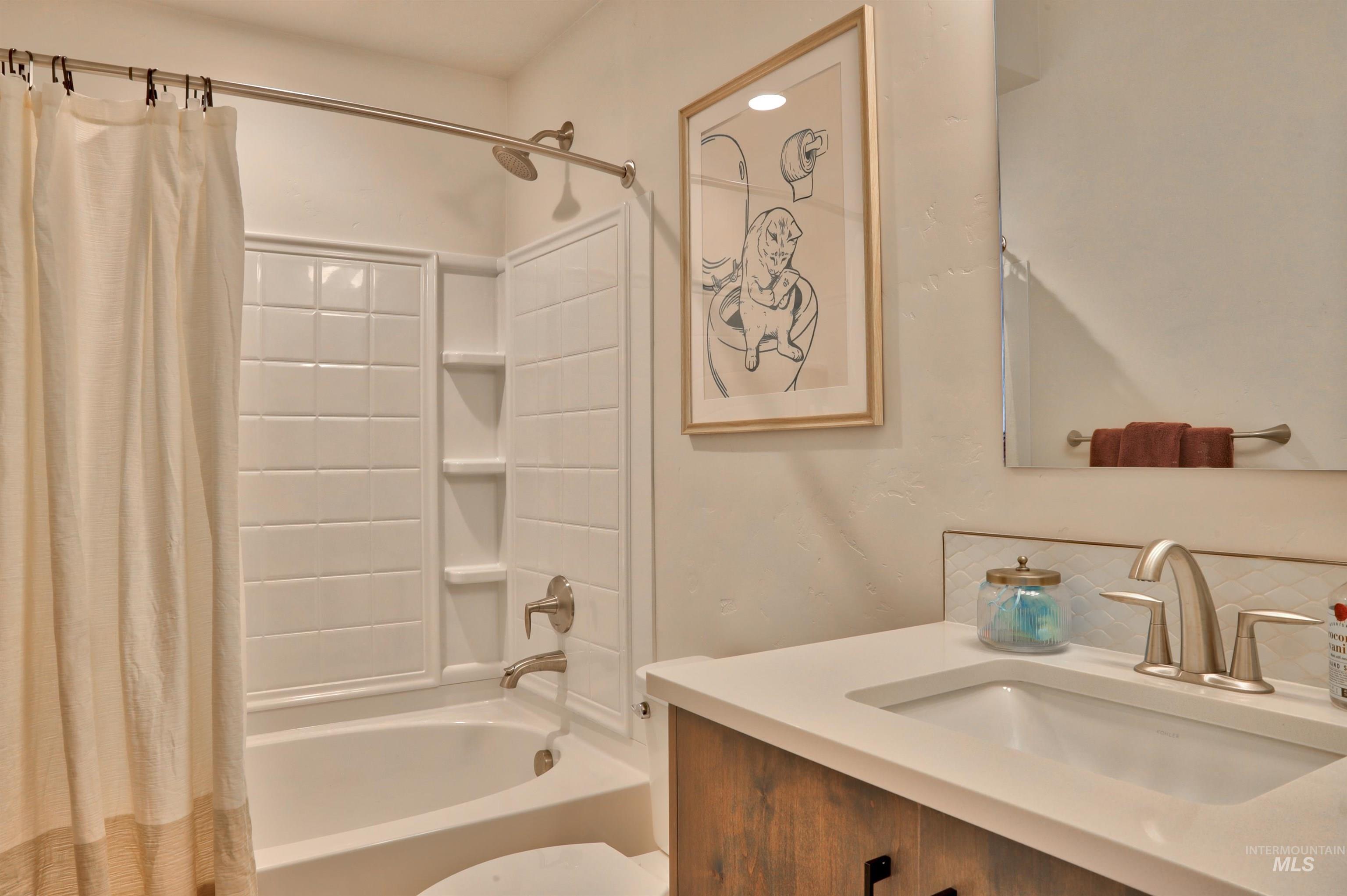 7033 S Zenith, Meridian, Idaho 83642, 4 Bedrooms, 3 Bathrooms, Residential For Sale, Price $685,000,MLS 98979187