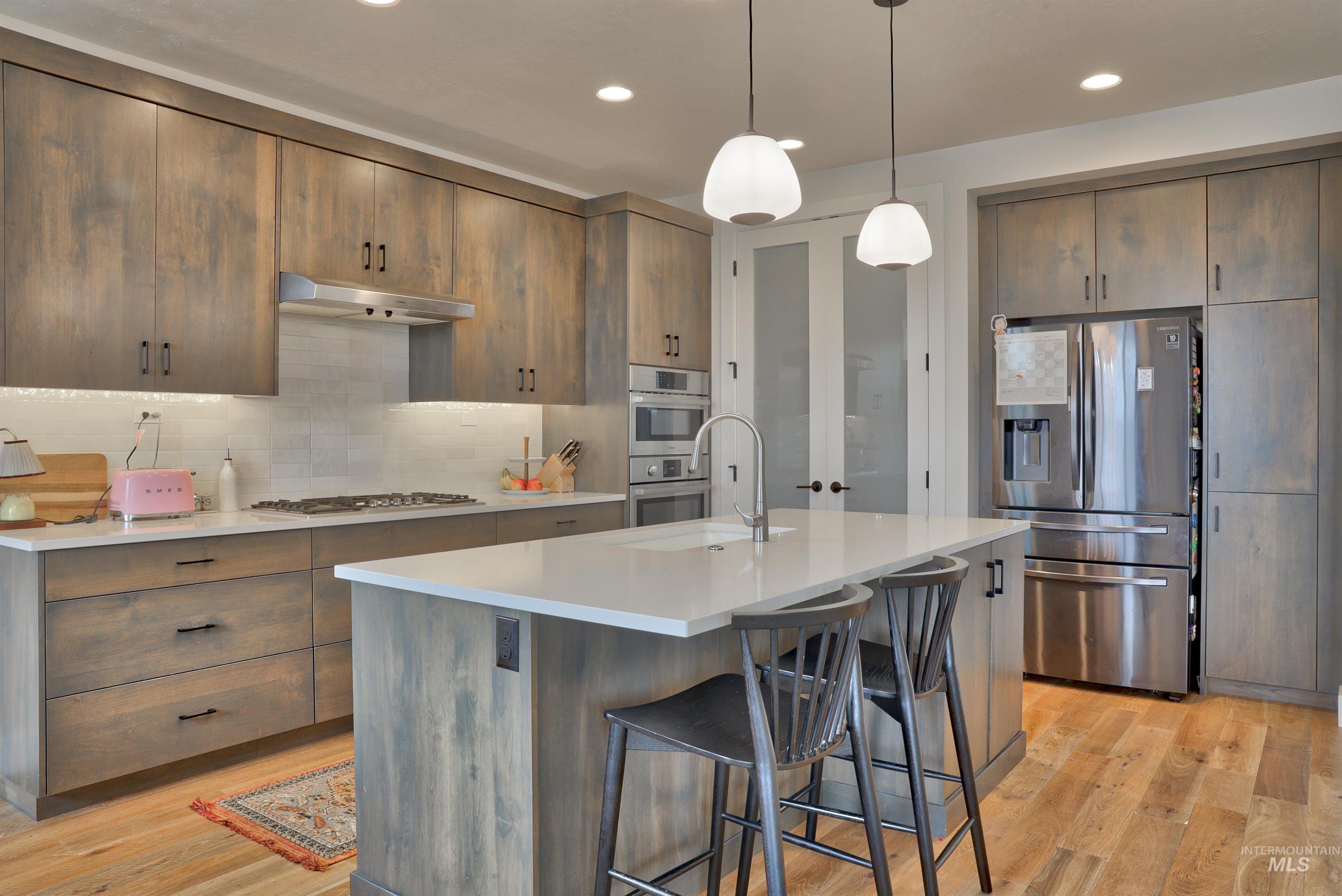 7033 S Zenith, Meridian, Idaho 83642, 4 Bedrooms, 3 Bathrooms, Residential For Sale, Price $685,000,MLS 98979187