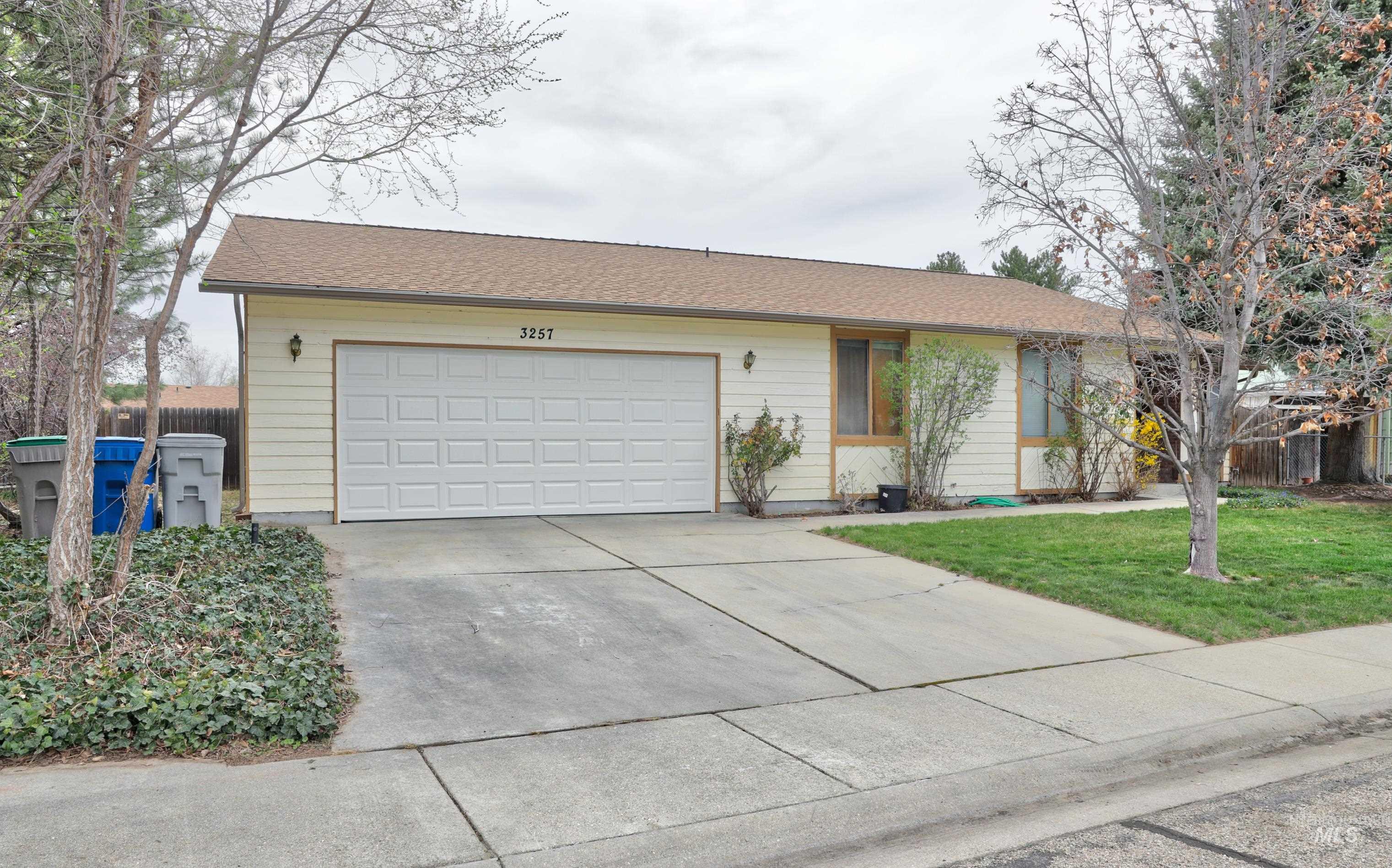 3257 S Norfolk Way, Boise, Idaho 83706-5426, 3 Bedrooms, 2 Bathrooms, Residential For Sale, Price $515,000,MLS 98979191
