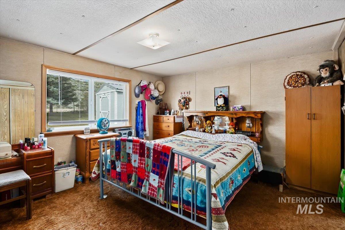 102 Willow Creek Rd, Fairfield, Idaho 83327, 3 Bedrooms, 1.5 Bathrooms, Residential For Sale, Price $399,000,MLS 98979192