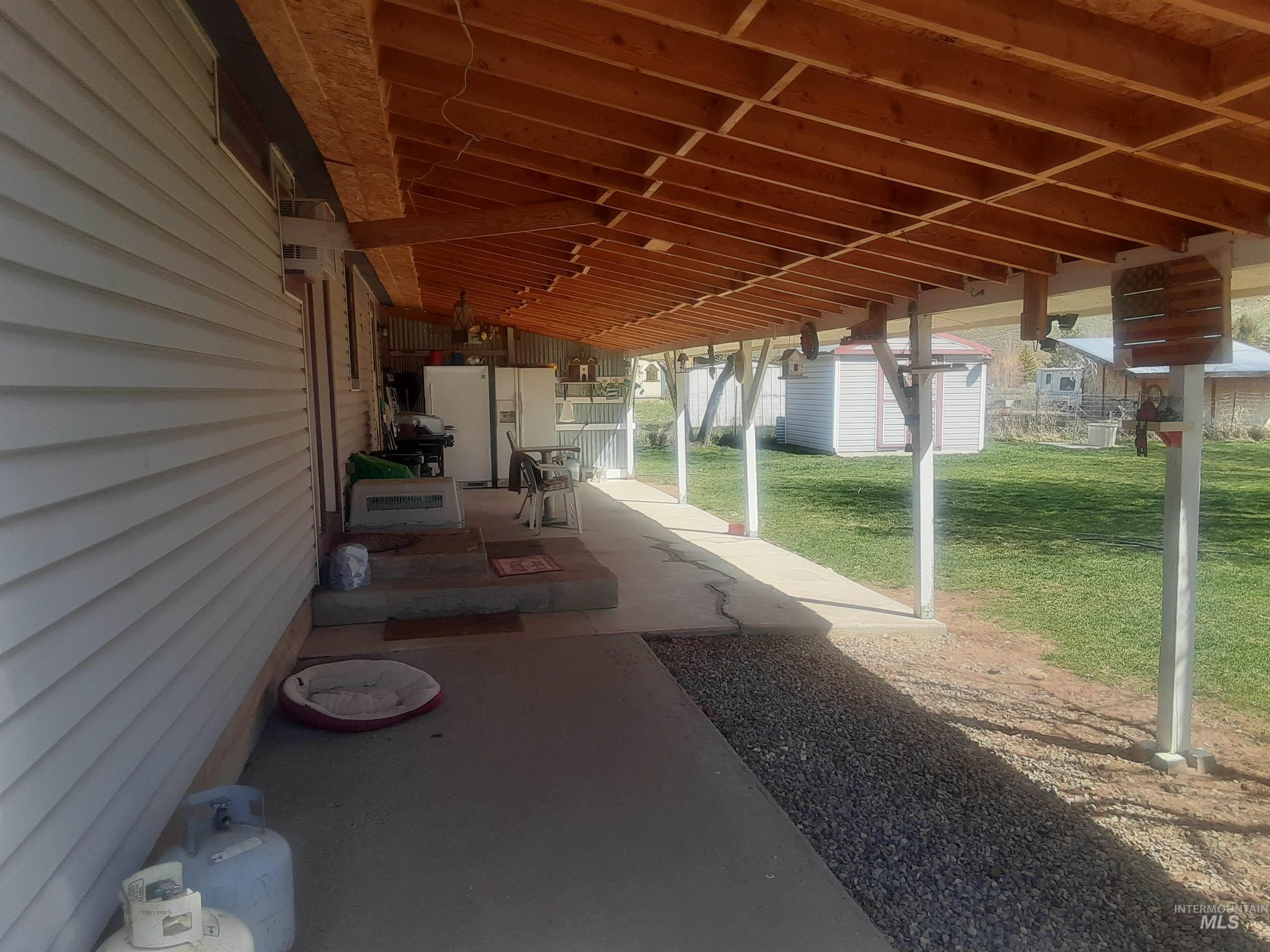 102 Willow Creek Rd, Fairfield, Idaho 83327, 3 Bedrooms, 1.5 Bathrooms, Residential For Sale, Price $409,000,MLS 98979192