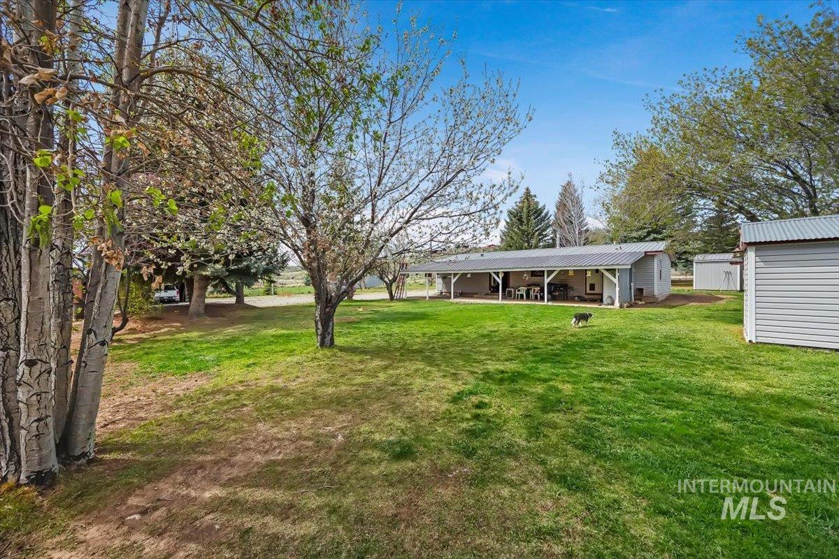 102 Willow Creek Rd, Fairfield, Idaho 83327, 3 Bedrooms, 1.5 Bathrooms, Residential For Sale, Price $399,000,MLS 98979192