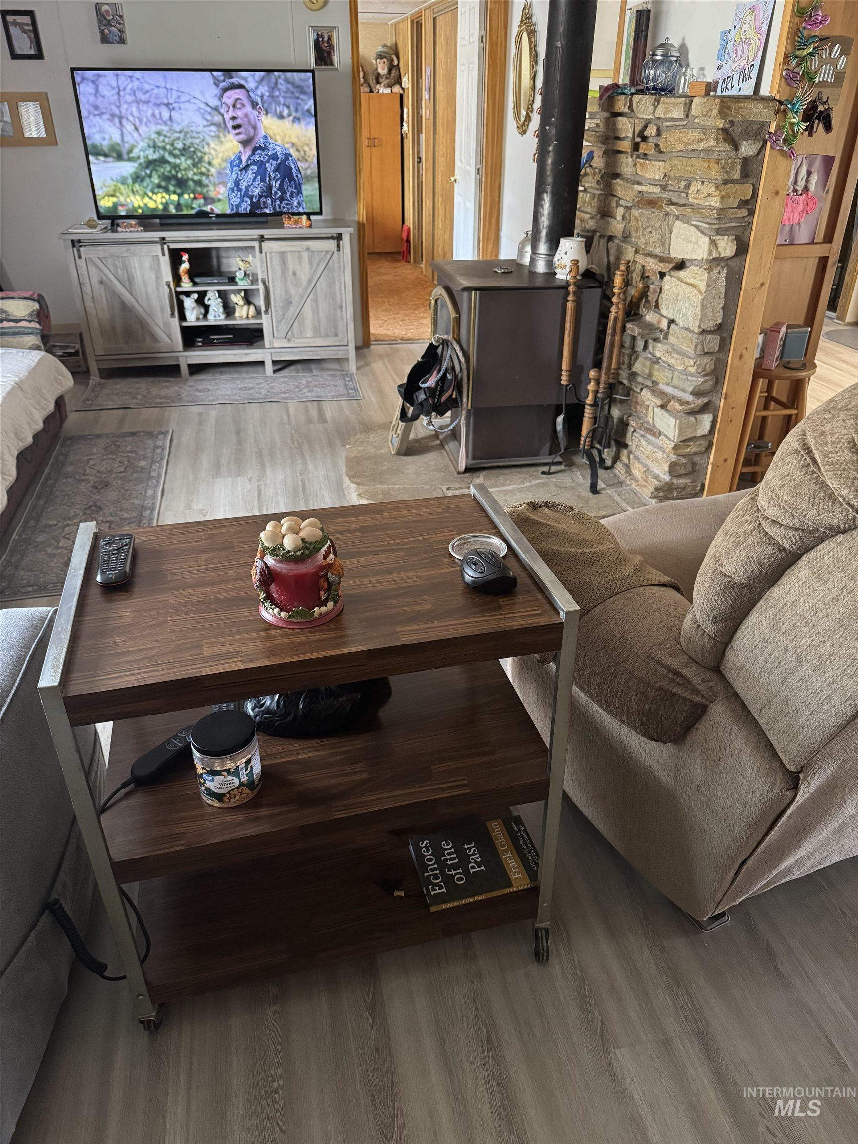 102 Willow Creek Rd, Fairfield, Idaho 83327, 3 Bedrooms, 1.5 Bathrooms, Residential For Sale, Price $409,000,MLS 98979192