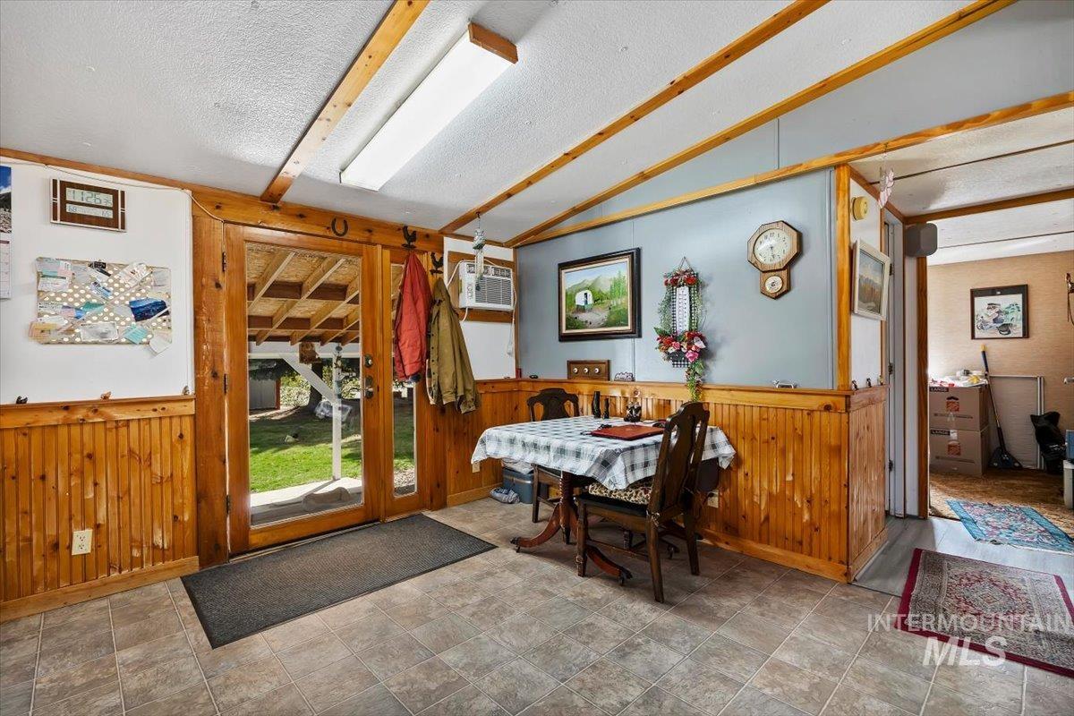 102 Willow Creek Rd, Fairfield, Idaho 83327, 3 Bedrooms, 1.5 Bathrooms, Residential For Sale, Price $399,000,MLS 98979192