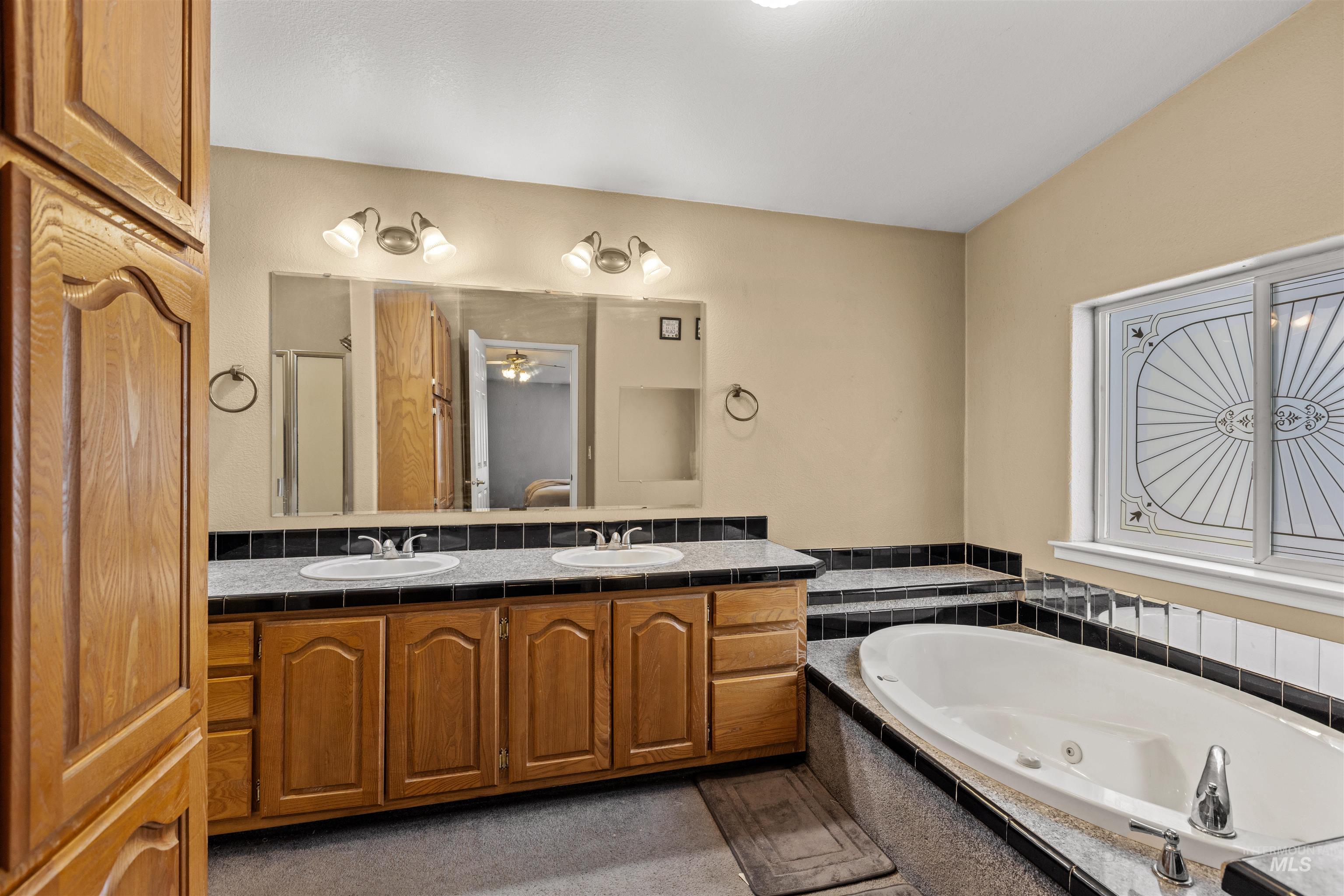 1911 Gold Dust, Cascade, Idaho 83611, 3 Bedrooms, 2 Bathrooms, Residential For Sale, Price $559,900,MLS 98979194