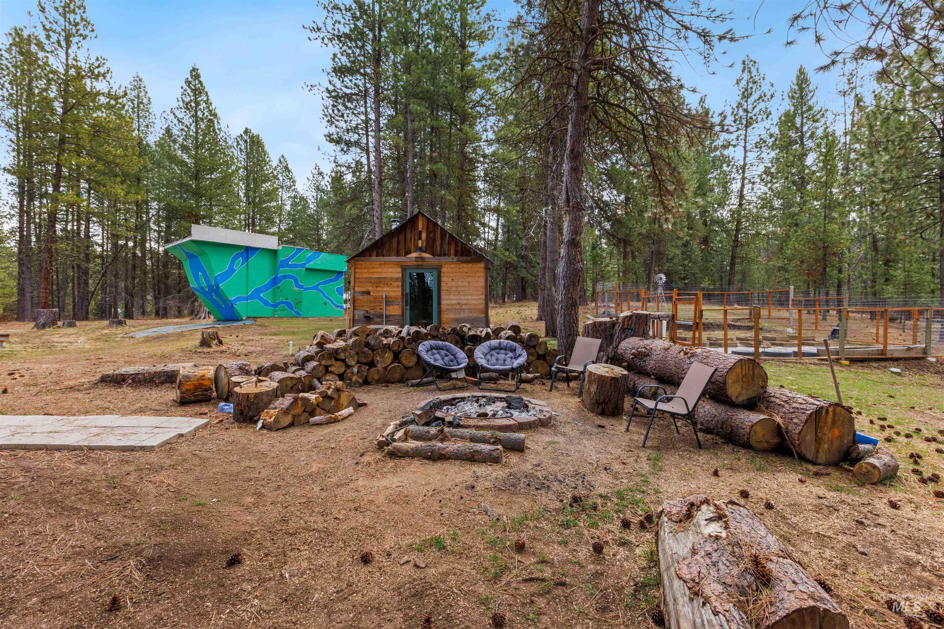 1911 Gold Dust, Cascade, Idaho 83611, 3 Bedrooms, 2 Bathrooms, Residential For Sale, Price $559,900,MLS 98979194