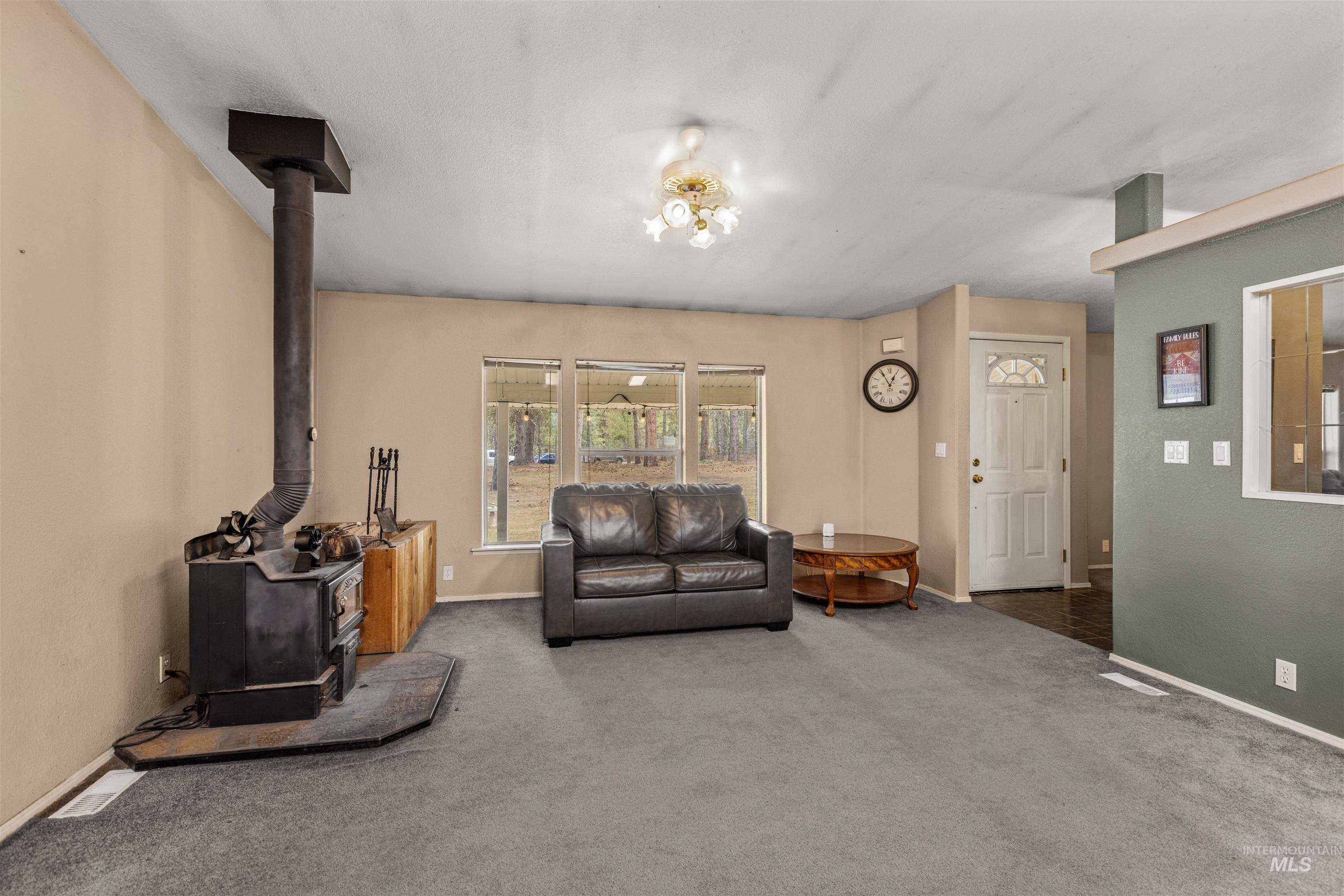 1911 Gold Dust, Cascade, Idaho 83611, 3 Bedrooms, 2 Bathrooms, Residential For Sale, Price $559,900,MLS 98979194