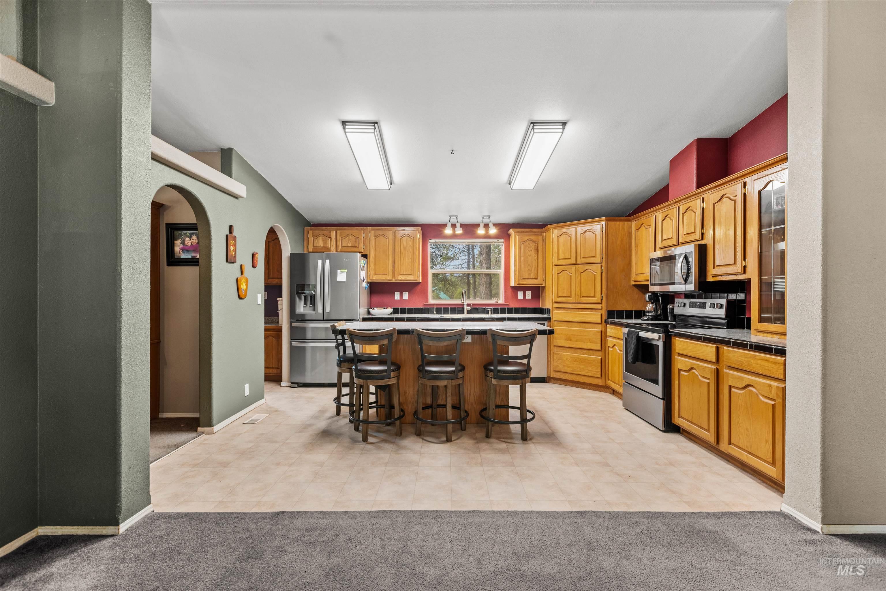 1911 Gold Dust, Cascade, Idaho 83611, 3 Bedrooms, 2 Bathrooms, Residential For Sale, Price $559,900,MLS 98979194