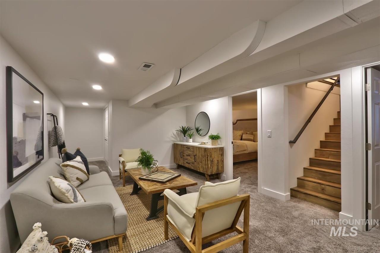 2316 W Kootenai St, Boise, Idaho 83705, 4 Bedrooms, 2 Bathrooms, Residential Income For Sale, Price $599,900, 98979195