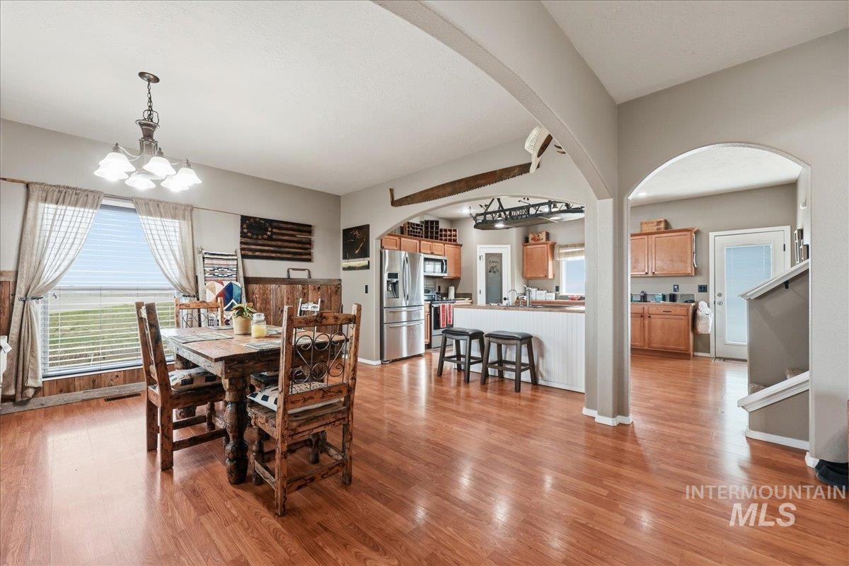 3856 Wood Way, New Plymouth, Idaho 83655, 4 Bedrooms, 2.5 Bathrooms, Residential For Sale, Price $568,900,MLS 98979199