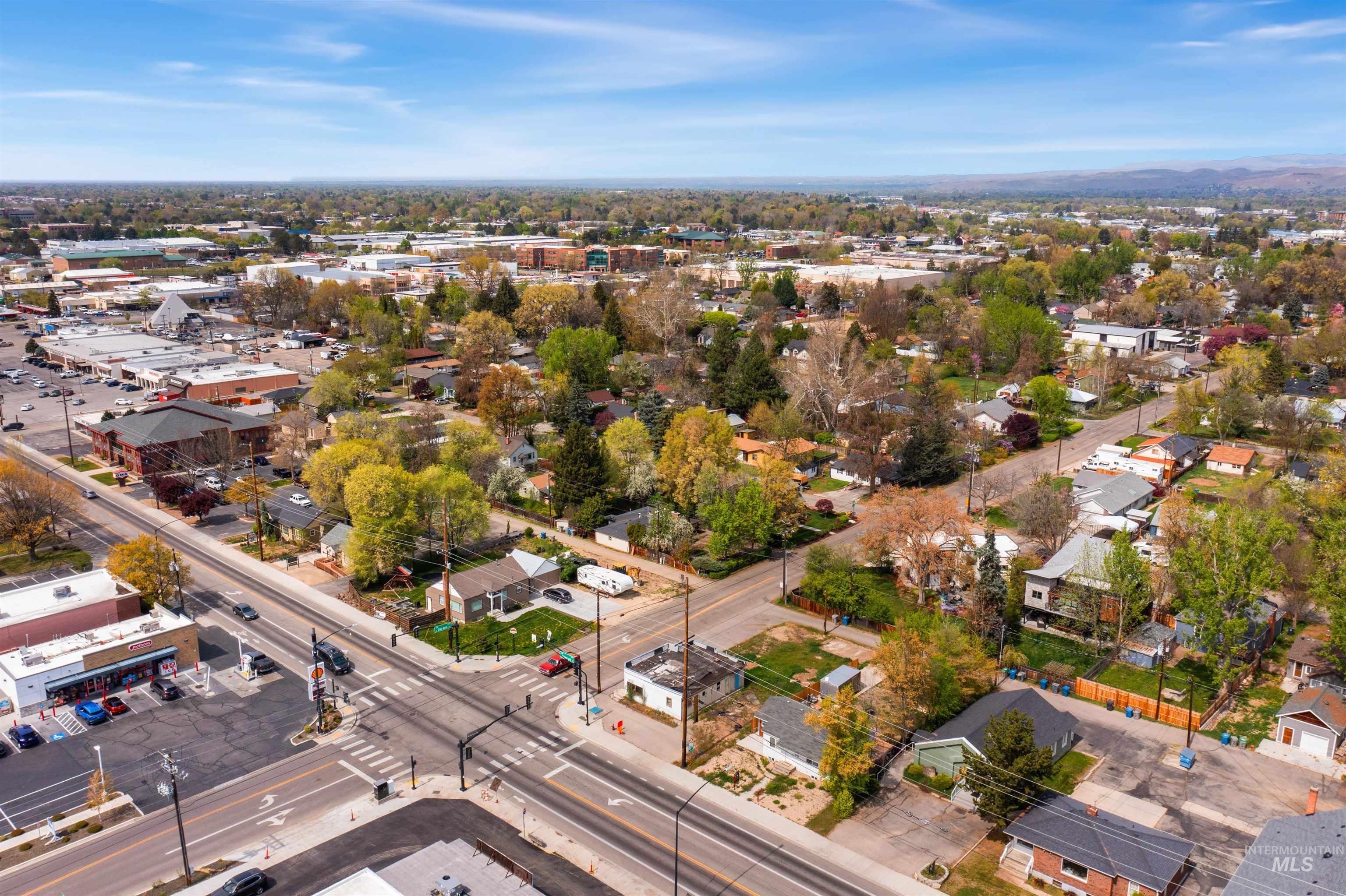 802 N Garden, Boise, Idaho 83706, Business/Commercial For Sale, Price $600,000,MLS 98979200