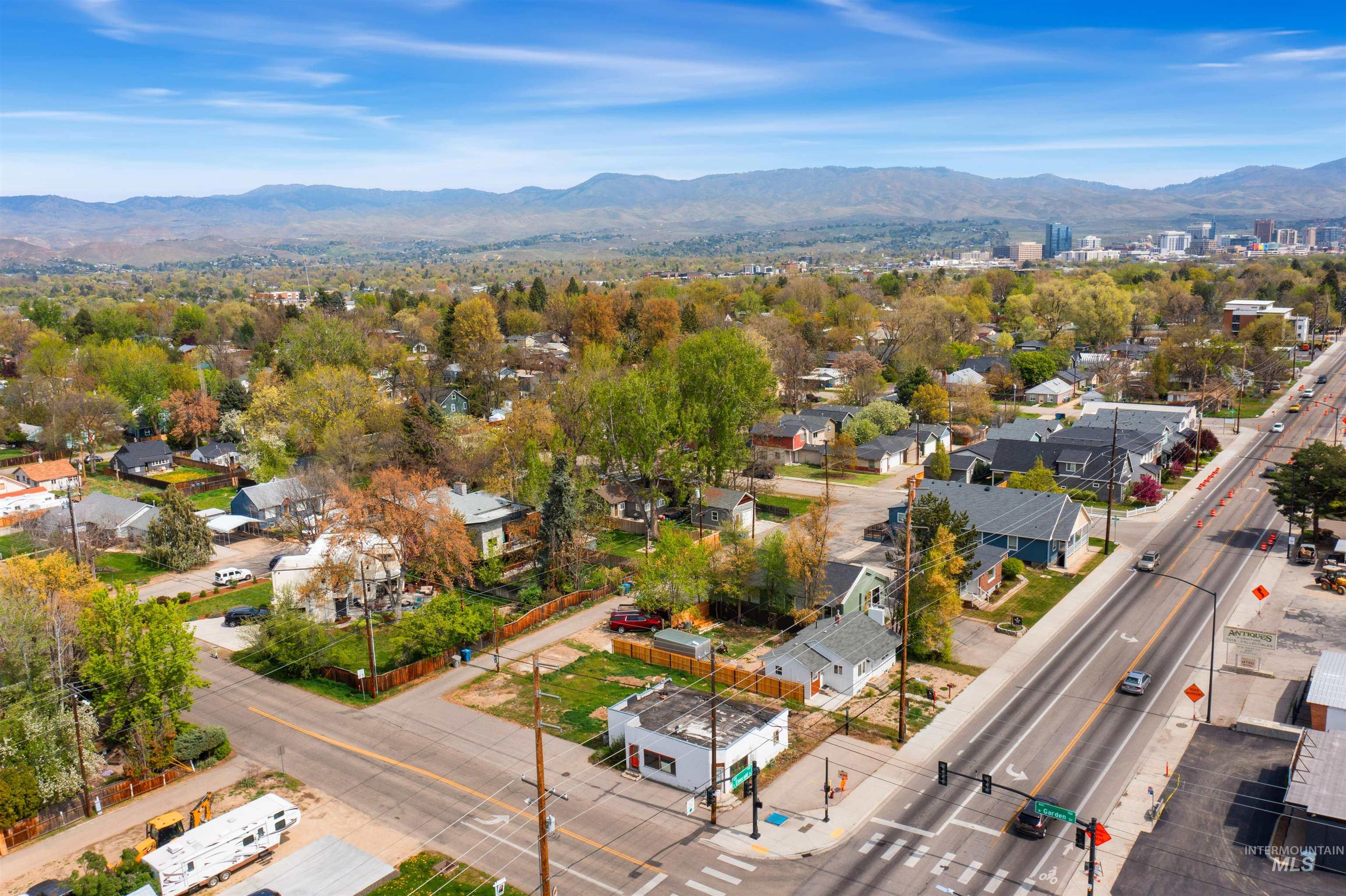 802 N Garden, Boise, Idaho 83706, Business/Commercial For Sale, Price $600,000,MLS 98979200