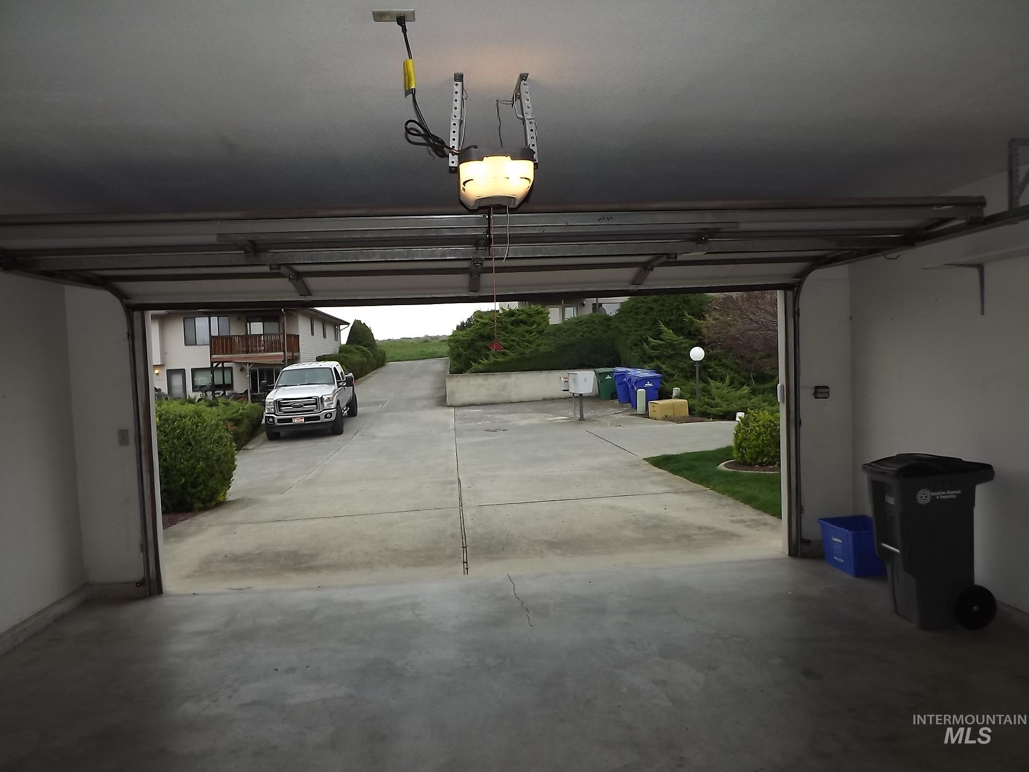 1348 29th Street, Lewiston, Idaho 83501, 3 Bedrooms, 2 Bathrooms, Residential For Sale, Price $319,000,MLS 98979201