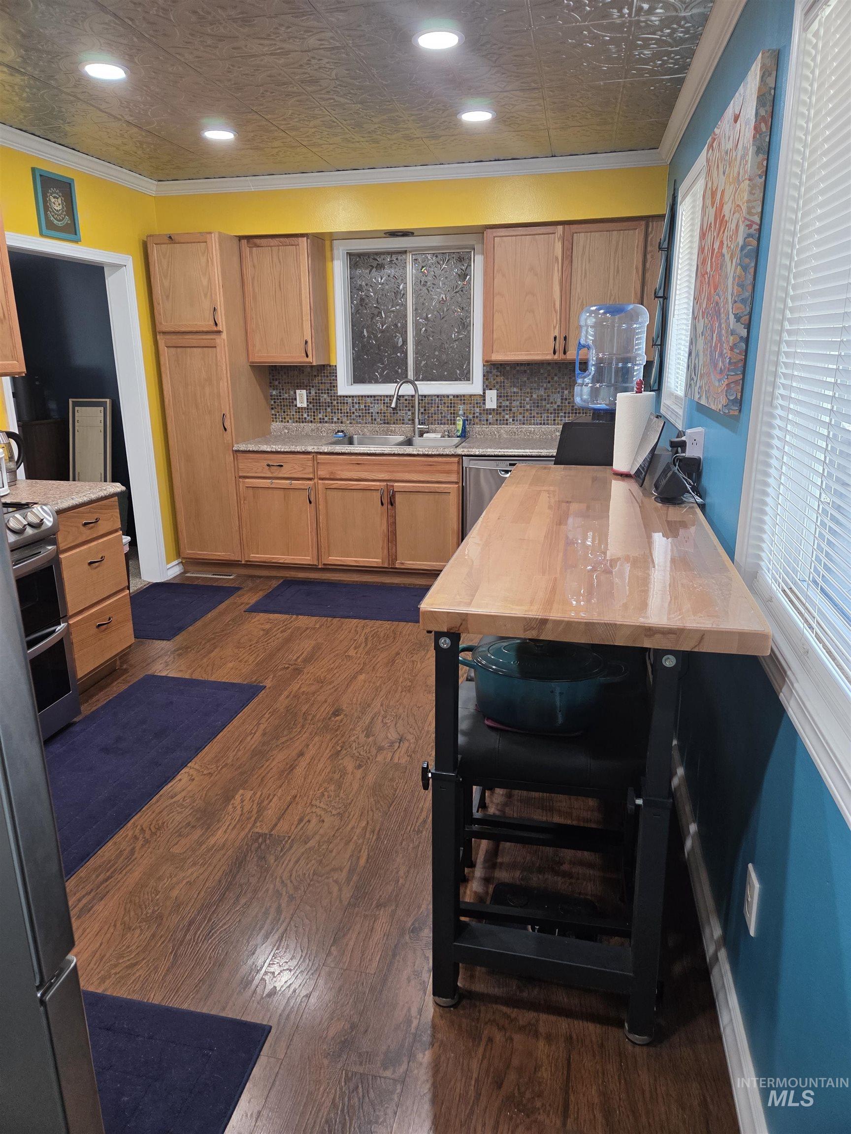 504 Mark Road, Troy, Idaho 83871, 4 Bedrooms, 2 Bathrooms, Residential For Sale, Price $375,000,MLS 98979204