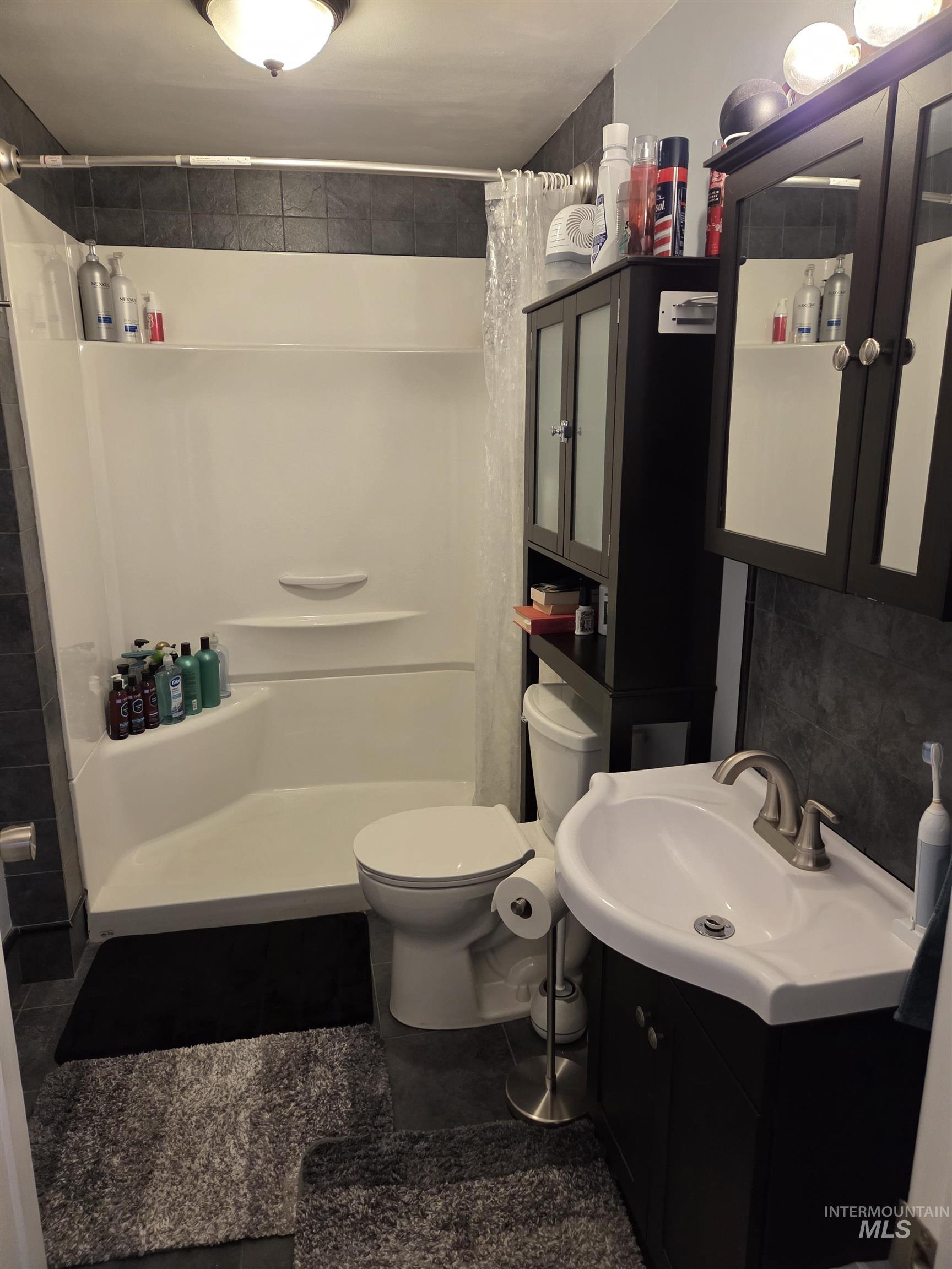 504 Mark Road, Troy, Idaho 83871, 4 Bedrooms, 2 Bathrooms, Residential For Sale, Price $375,000,MLS 98979204