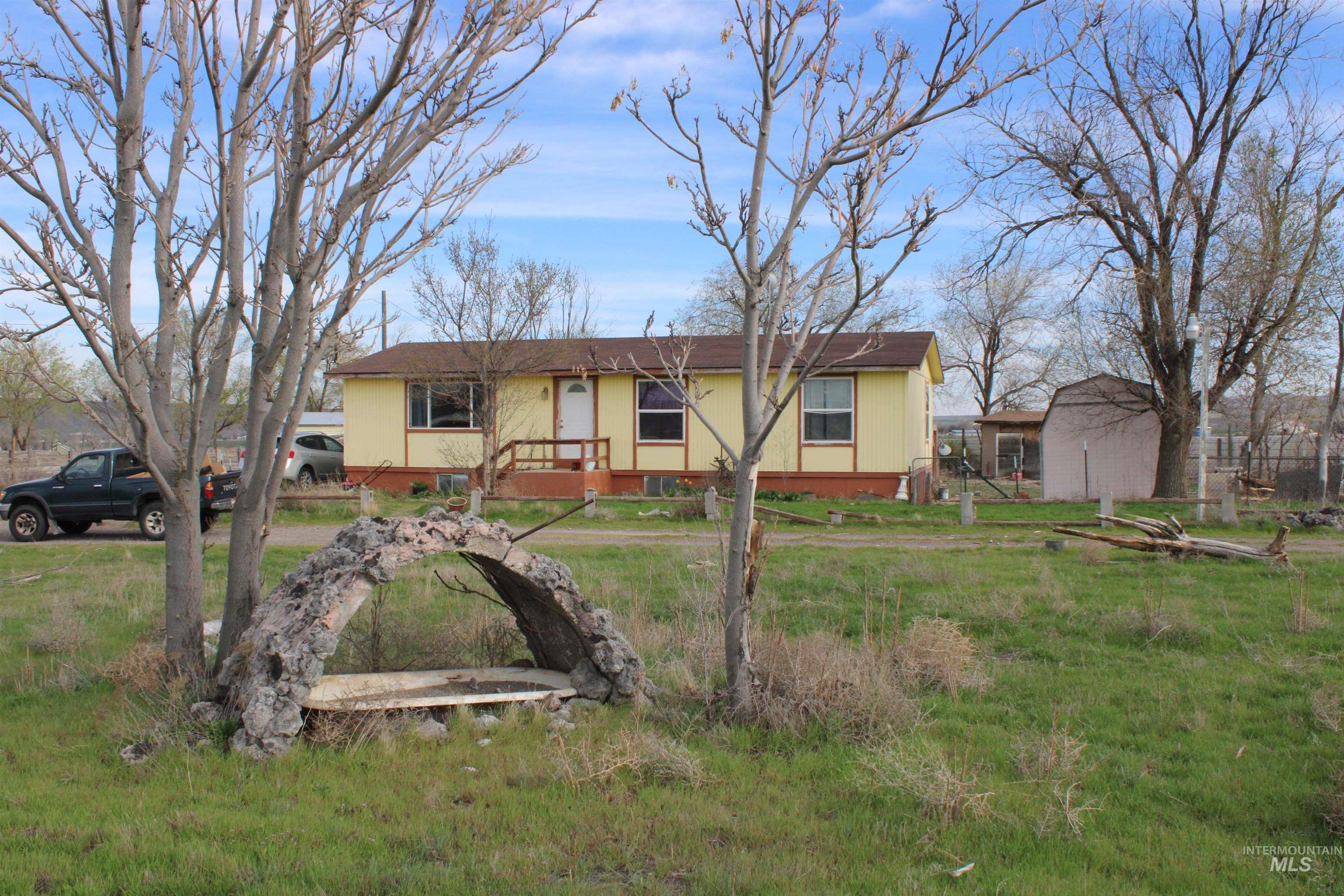 7111 Opaline Rd, Melba, Idaho 83641, 5 Bedrooms, 2 Bathrooms, Residential For Sale, Price $330,000,MLS 98979205