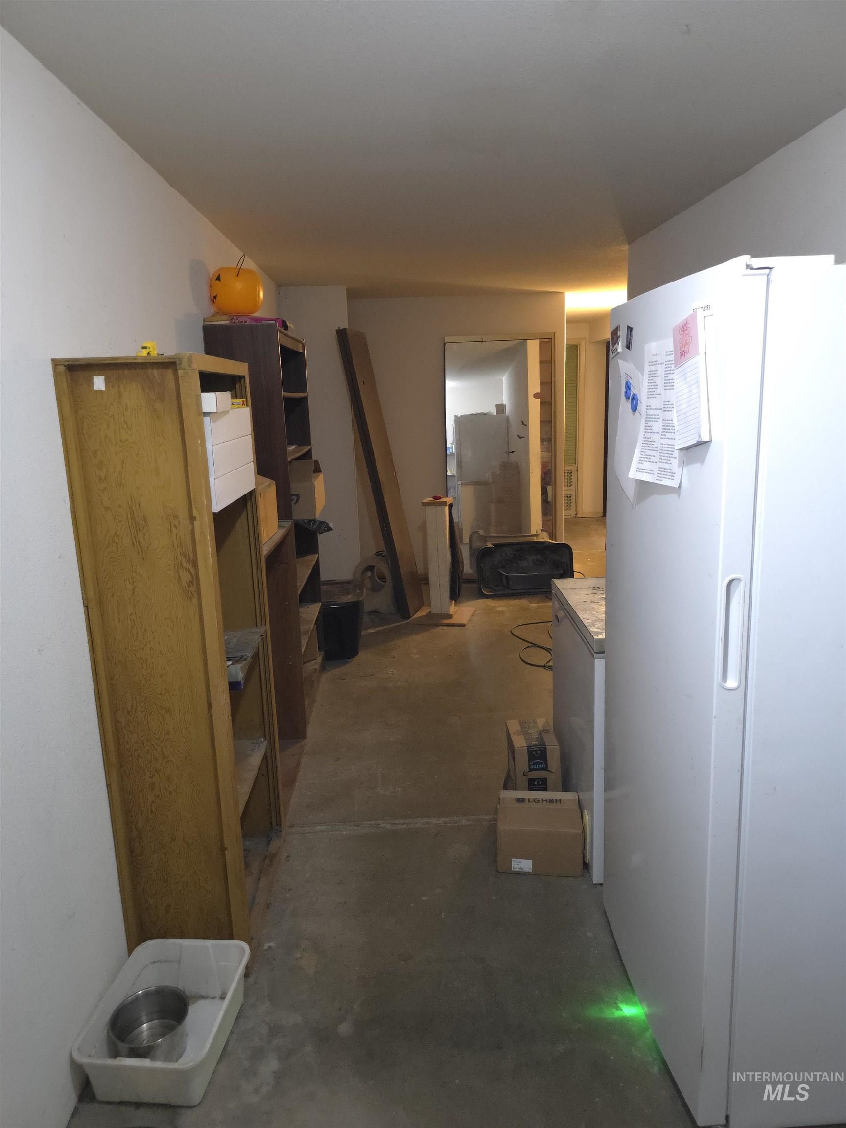 7111 Opaline Rd, Melba, Idaho 83641, 5 Bedrooms, 2 Bathrooms, Residential For Sale, Price $330,000, 98979205