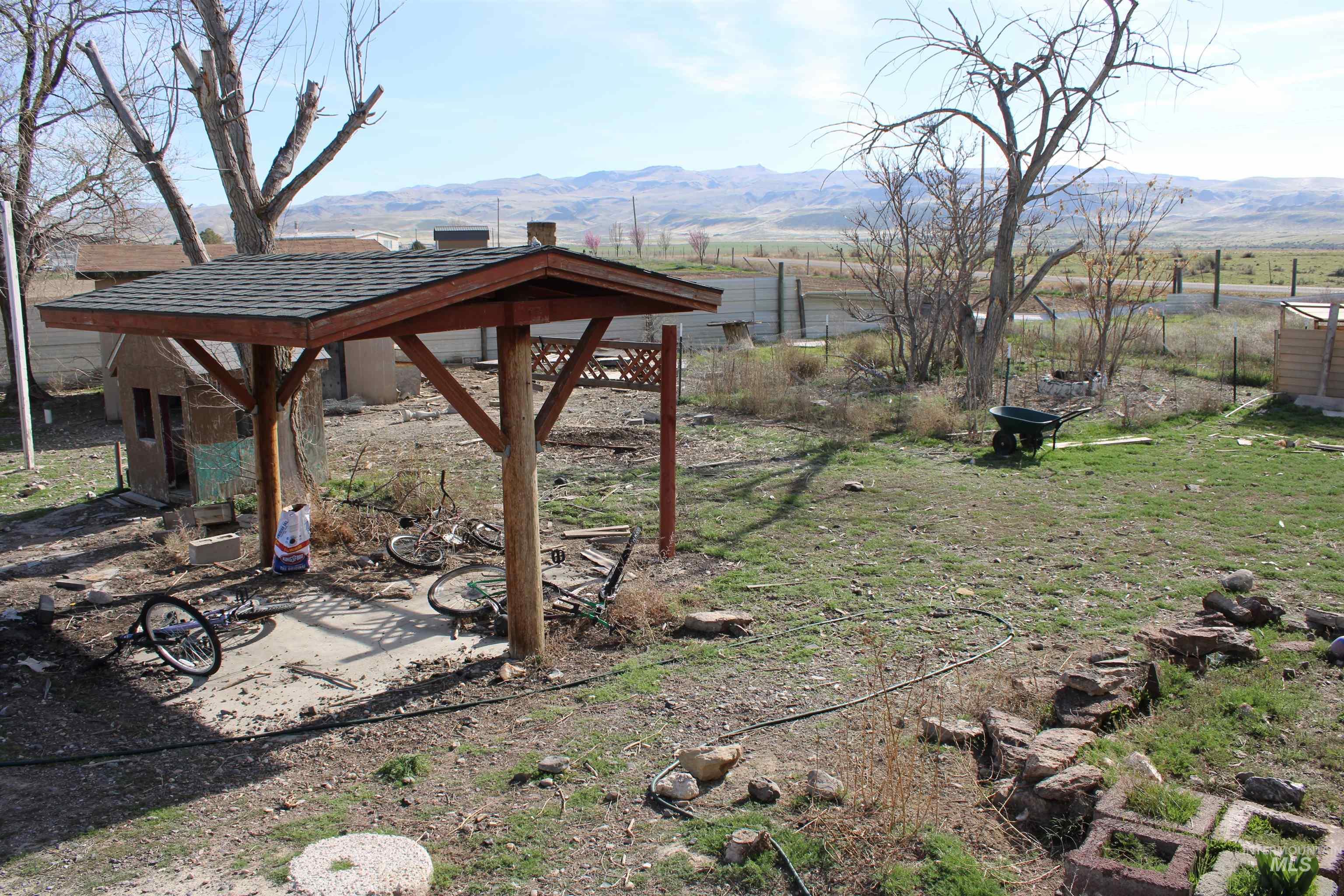 7111 Opaline Rd, Melba, Idaho 83641, 5 Bedrooms, 2 Bathrooms, Residential For Sale, Price $330,000, 98979205