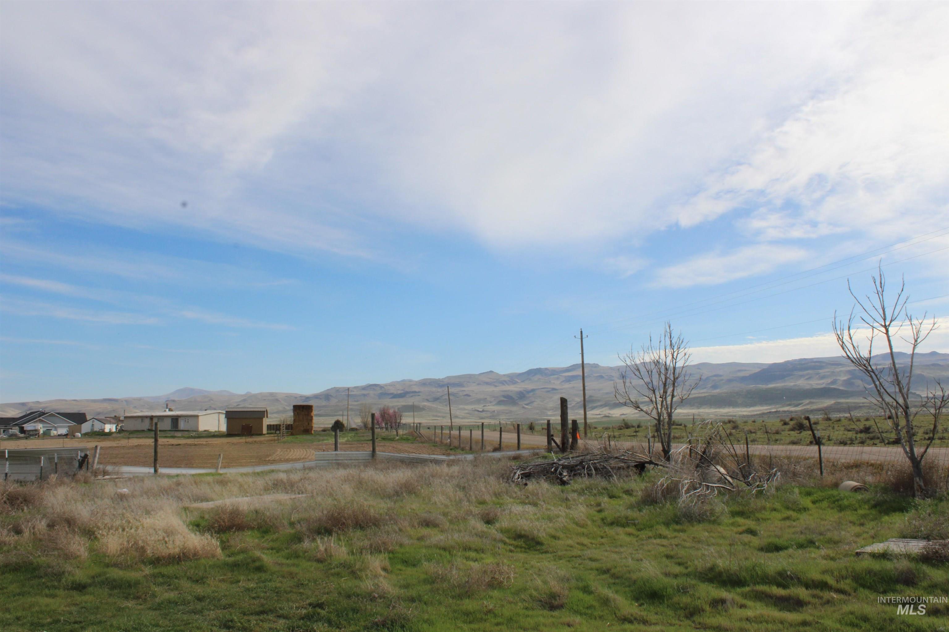 7111 Opaline Rd, Melba, Idaho 83641, 5 Bedrooms, 2 Bathrooms, Residential For Sale, Price $330,000, 98979205