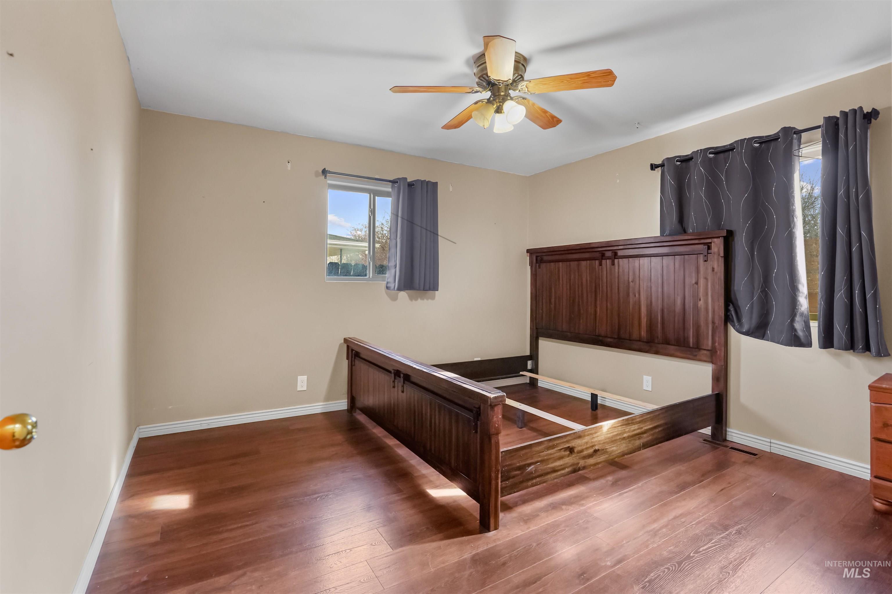 637 King Circle, Twin Falls, Idaho 83301, 3 Bedrooms, 1 Bathroom, Residential For Sale, Price $300,000,MLS 98979206