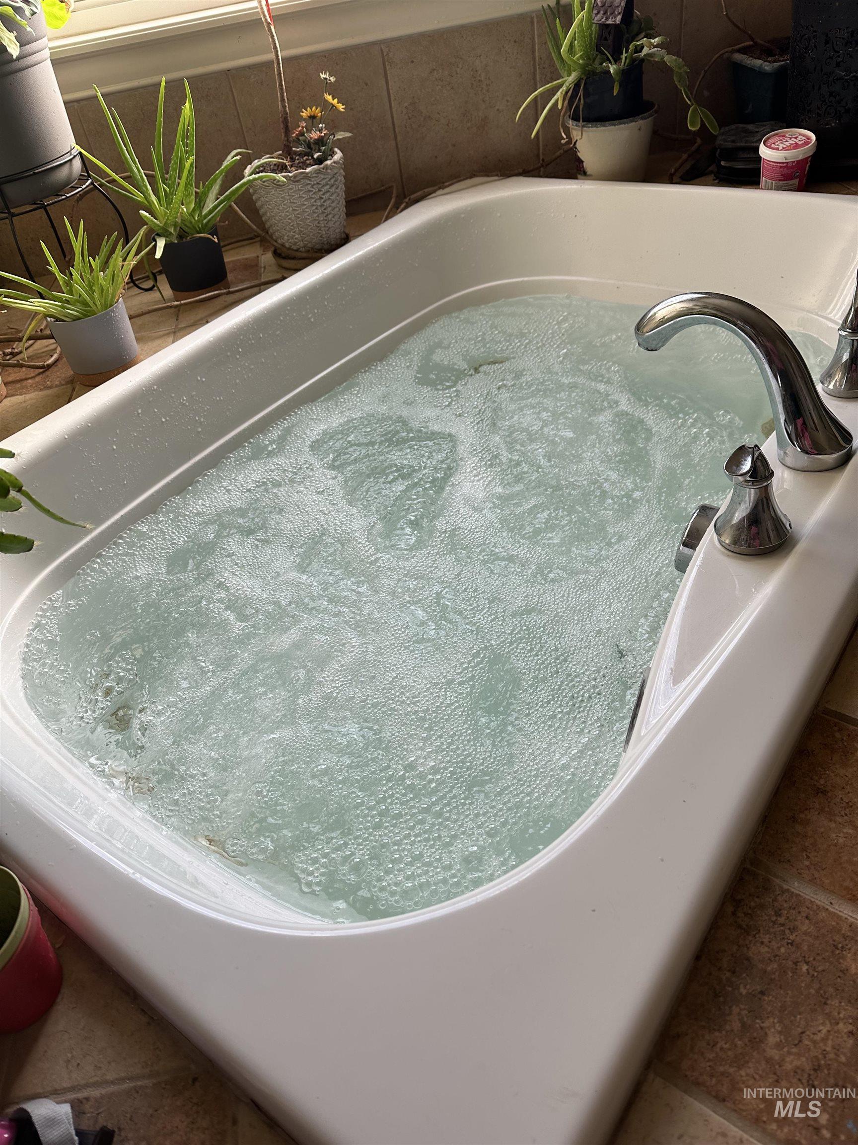 2580 Sand Hollow Rd, Caldwell, Idaho 83607, 3 Bedrooms, 3 Bathrooms, Residential For Sale, Price $825,000, 98979210